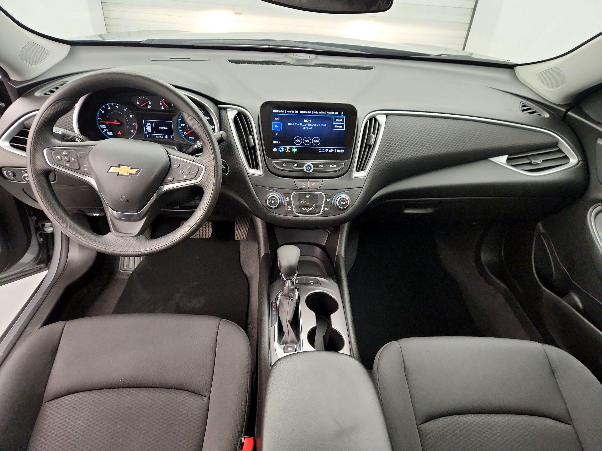 Thumbnail: 2024 Chevrolet Malibu - 9