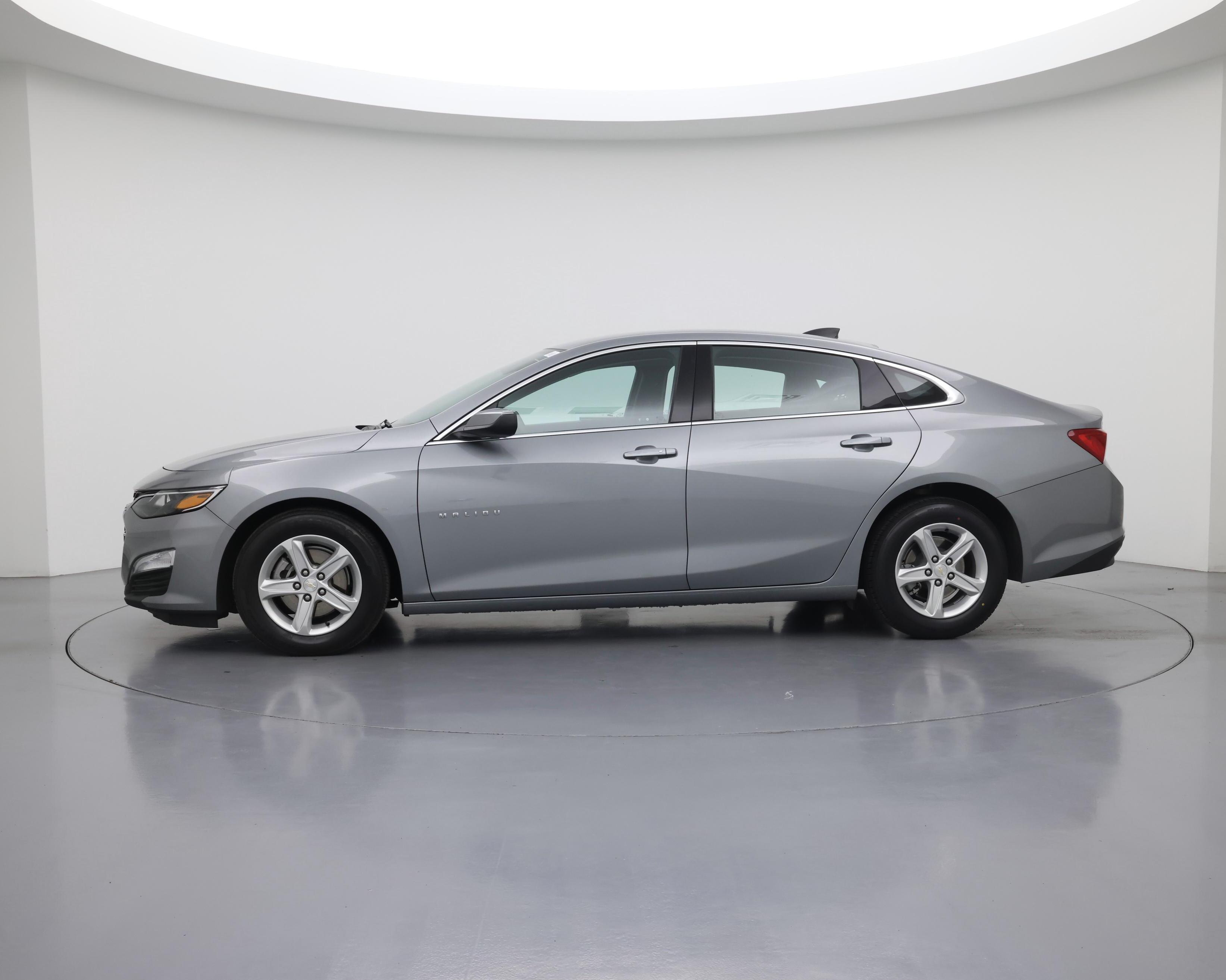 Thumbnail: 2024 Chevrolet Malibu - 3