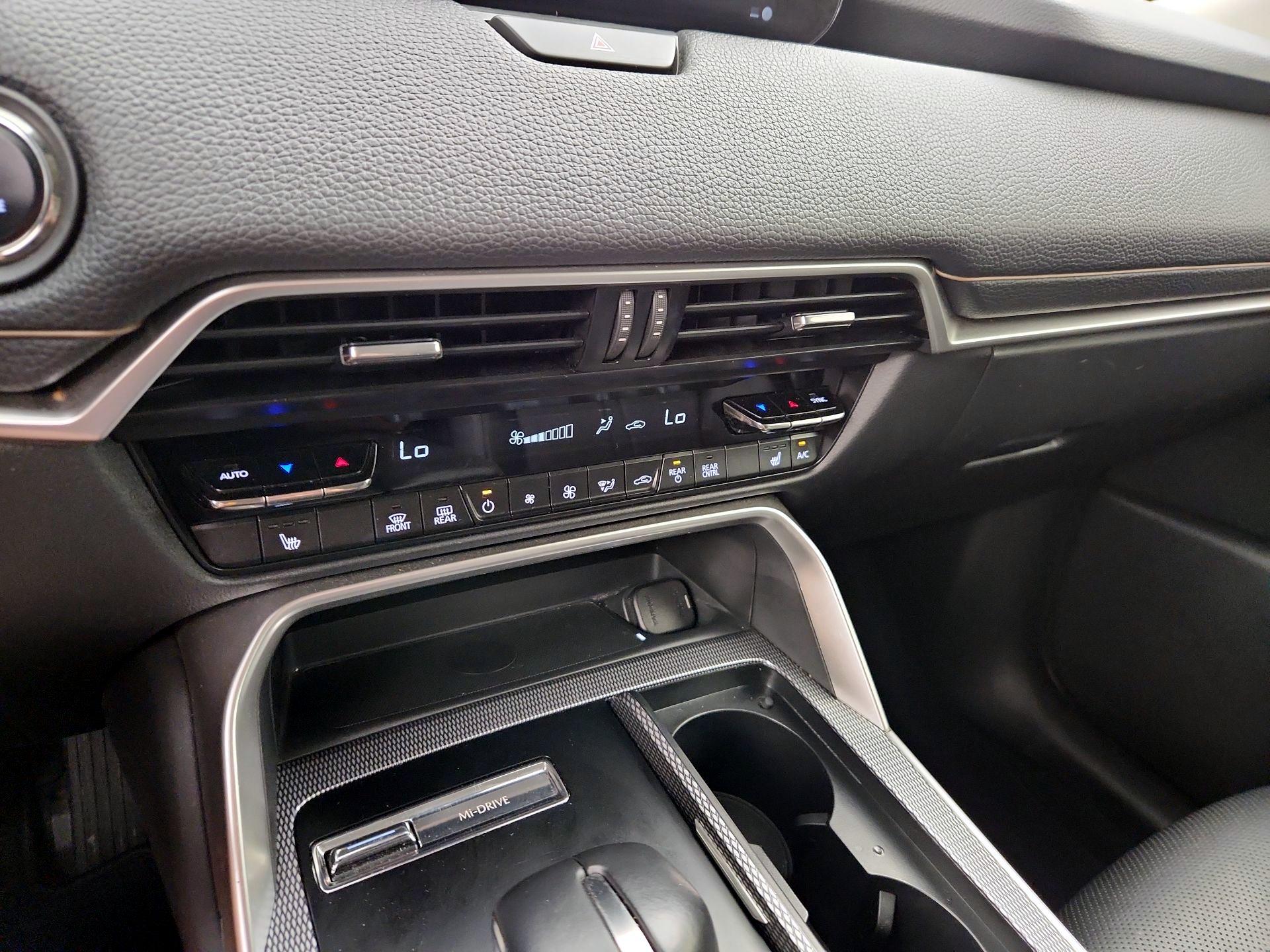 Thumbnail: 2024 Mazda CX-90 - 16