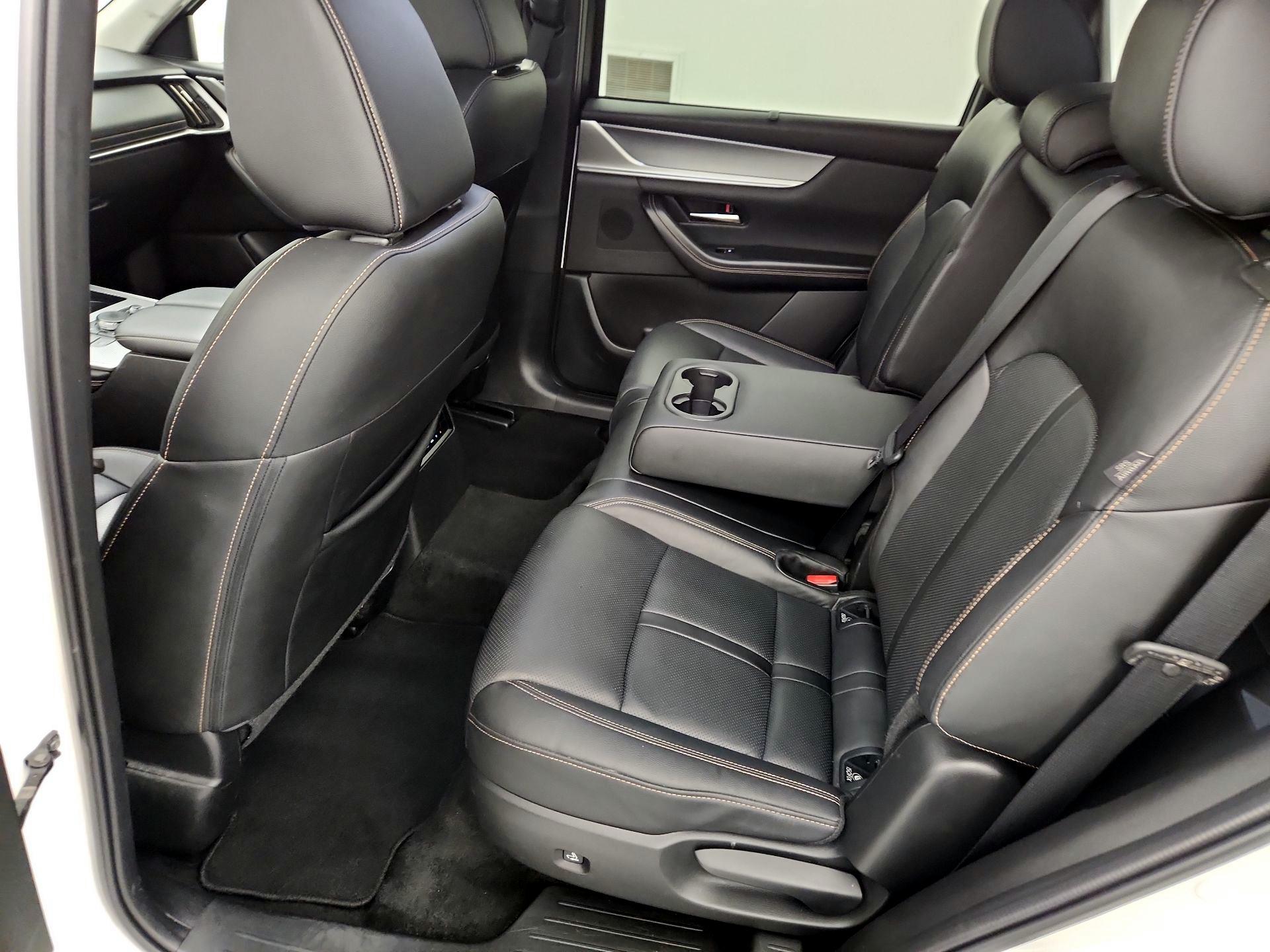 Thumbnail: 2024 Mazda CX-90 - 18