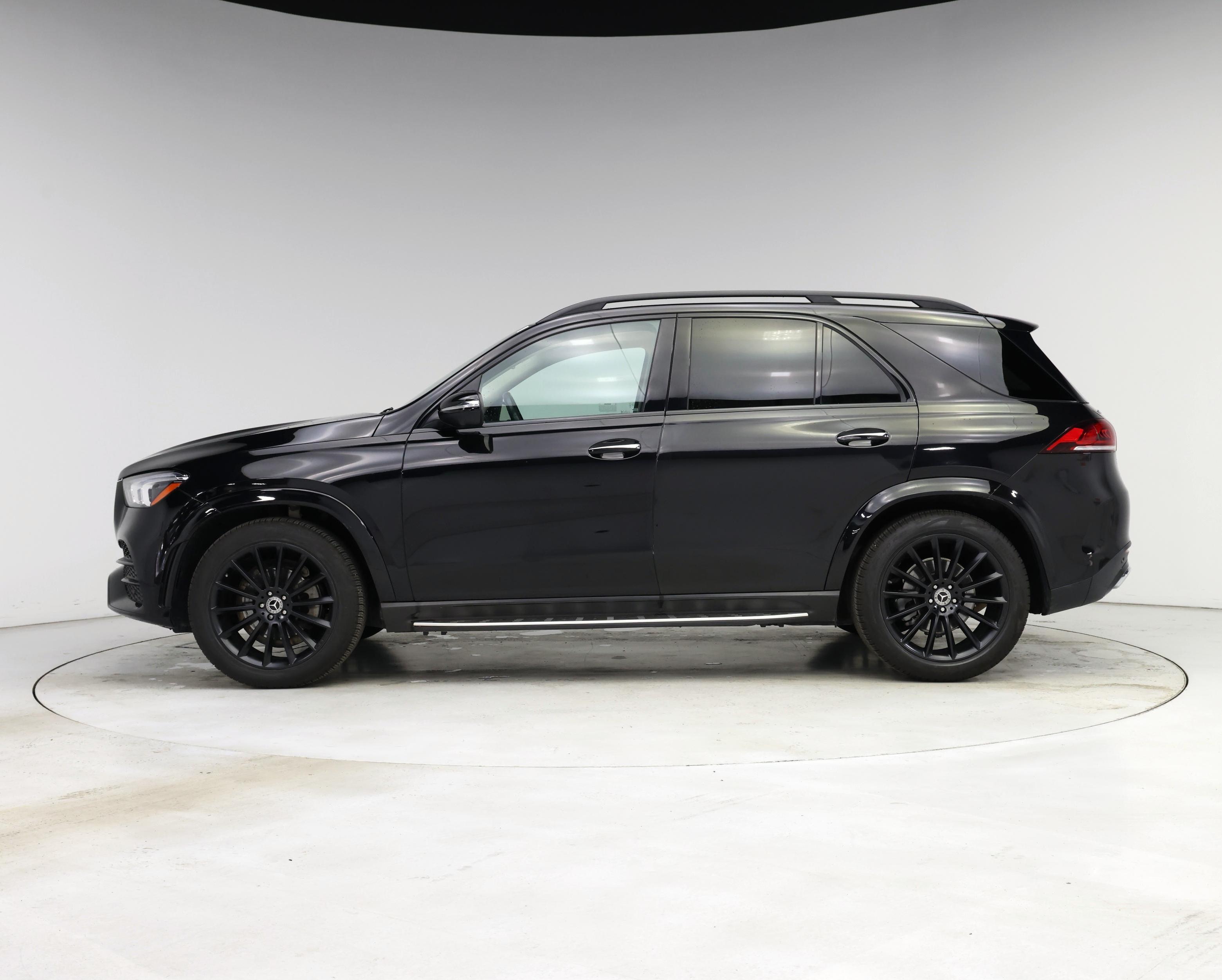 Thumbnail: 2023 Mercedes-Benz GLE - 3