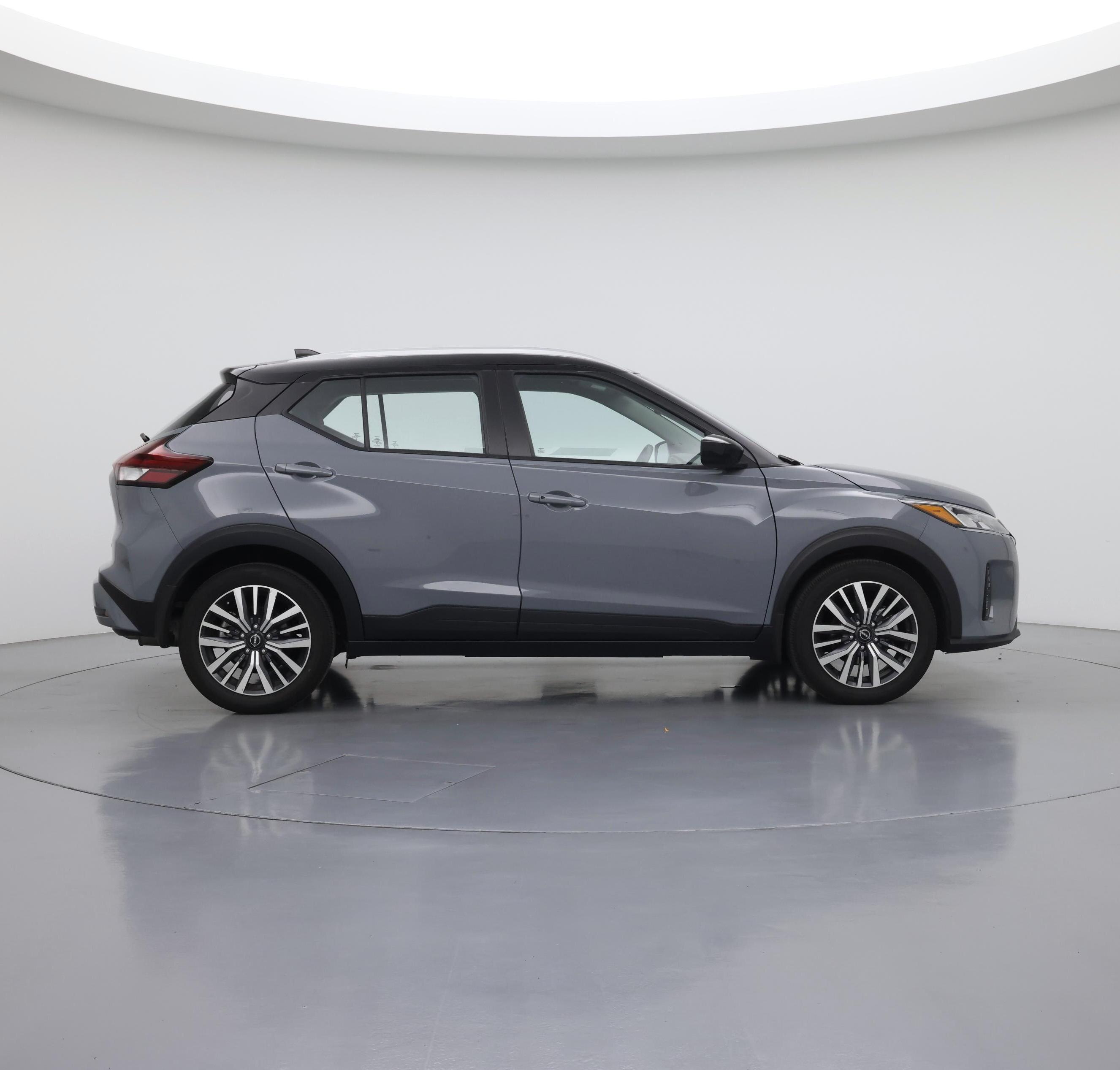 Thumbnail: 2023 Nissan Kicks - 7