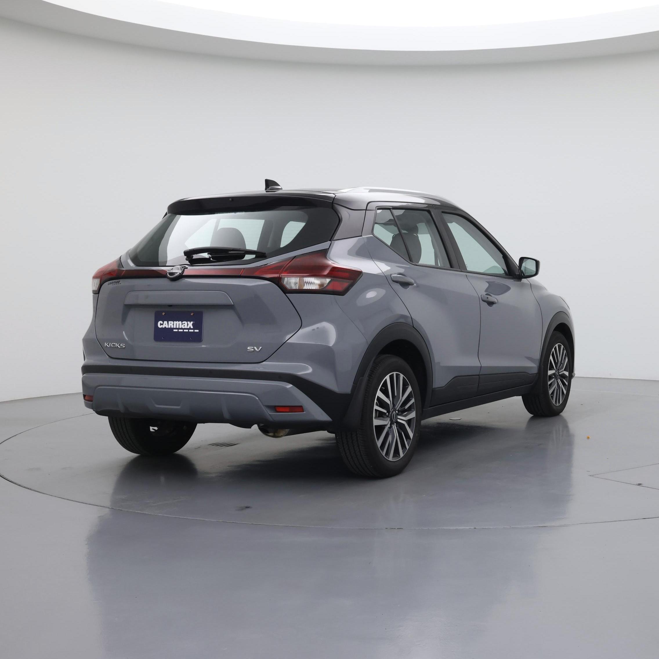 Thumbnail: 2023 Nissan Kicks - 8