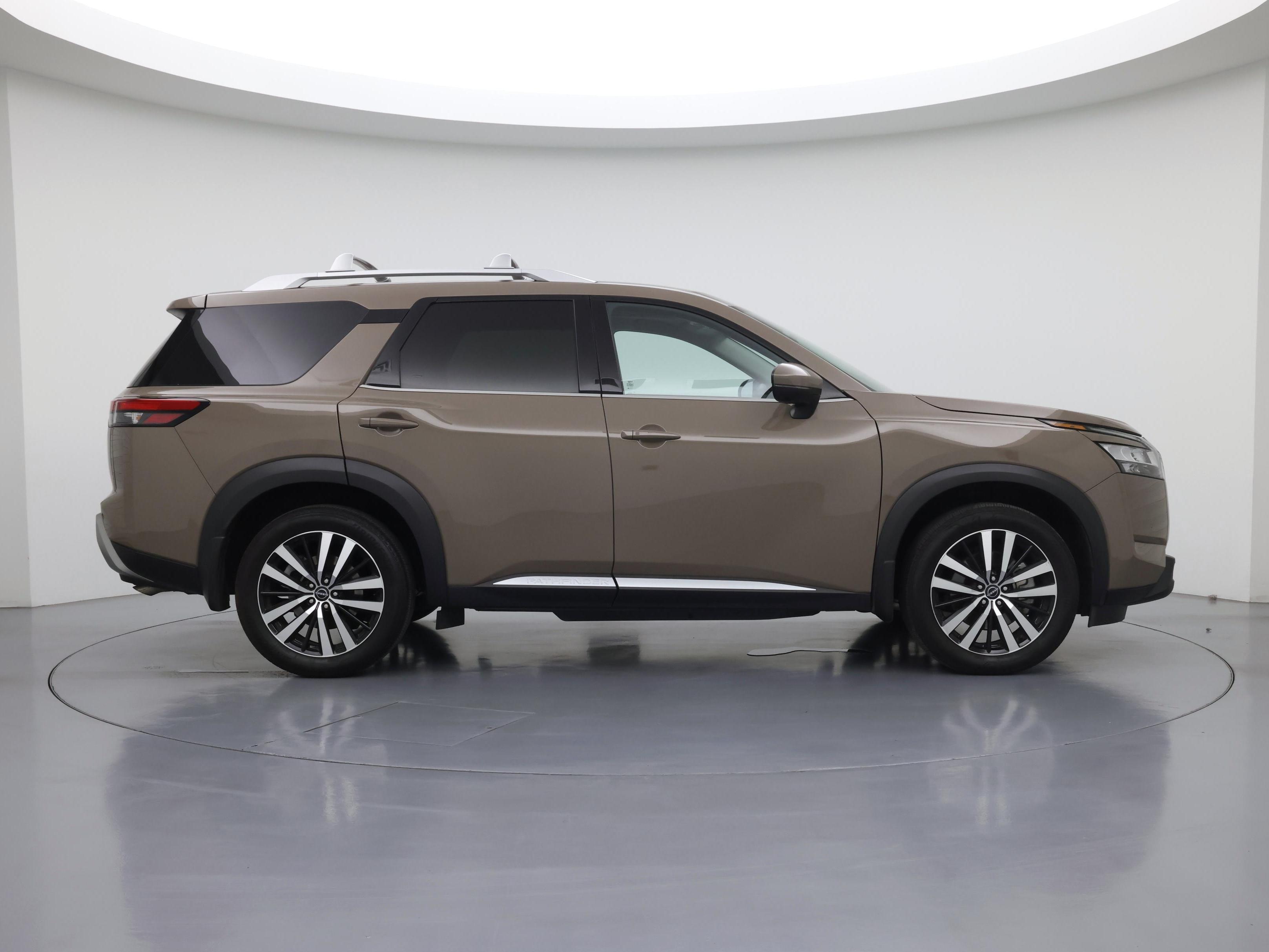 Thumbnail: 2024 Nissan Pathfinder - 7