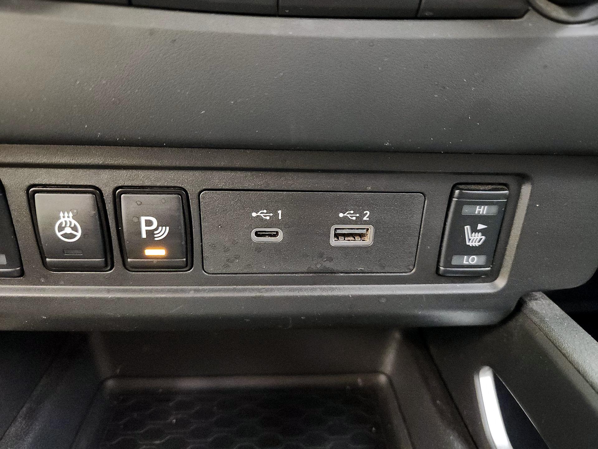 Thumbnail: 2024 Nissan Frontier - 18