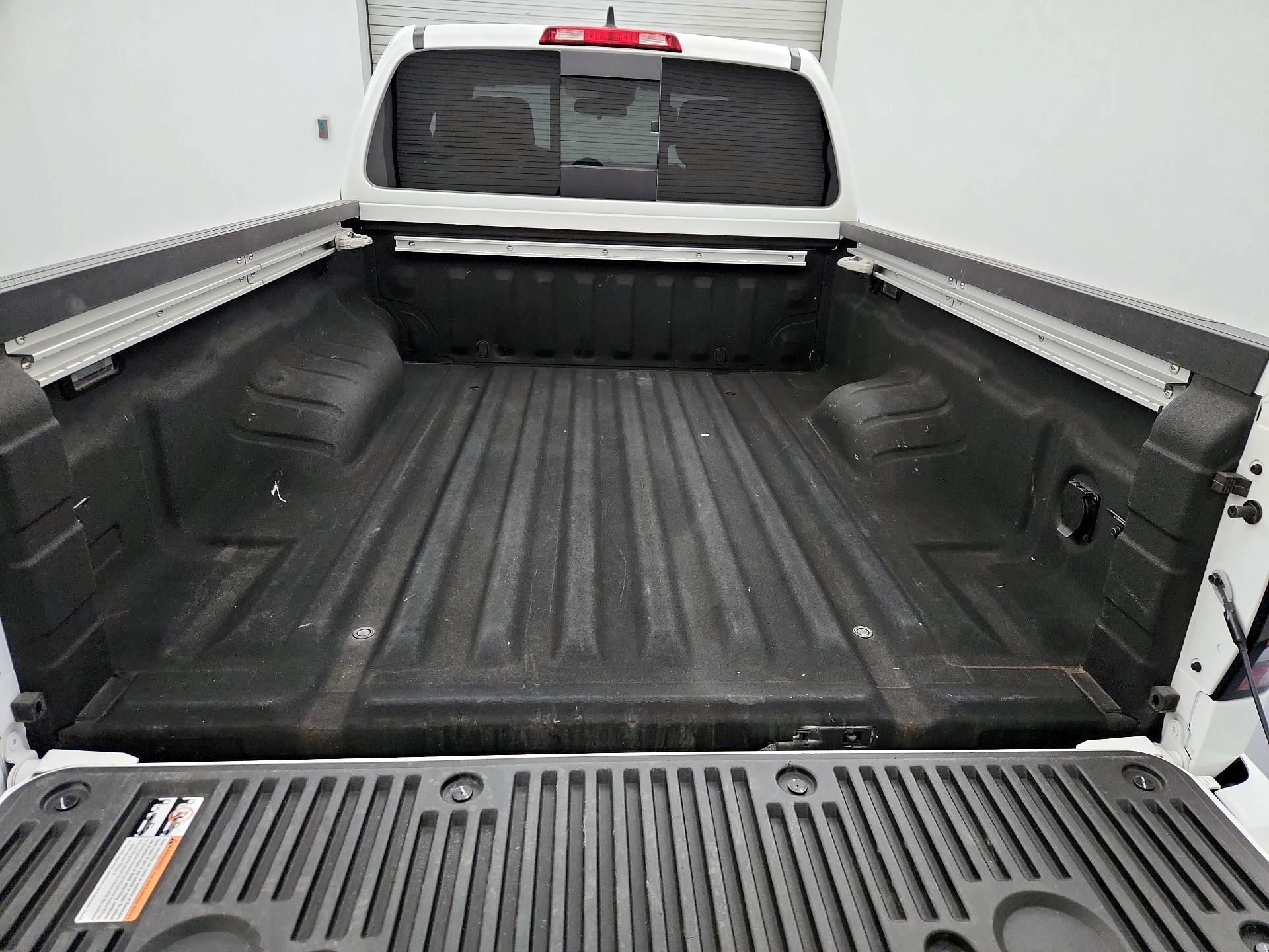 Thumbnail: 2024 Nissan Frontier - 20