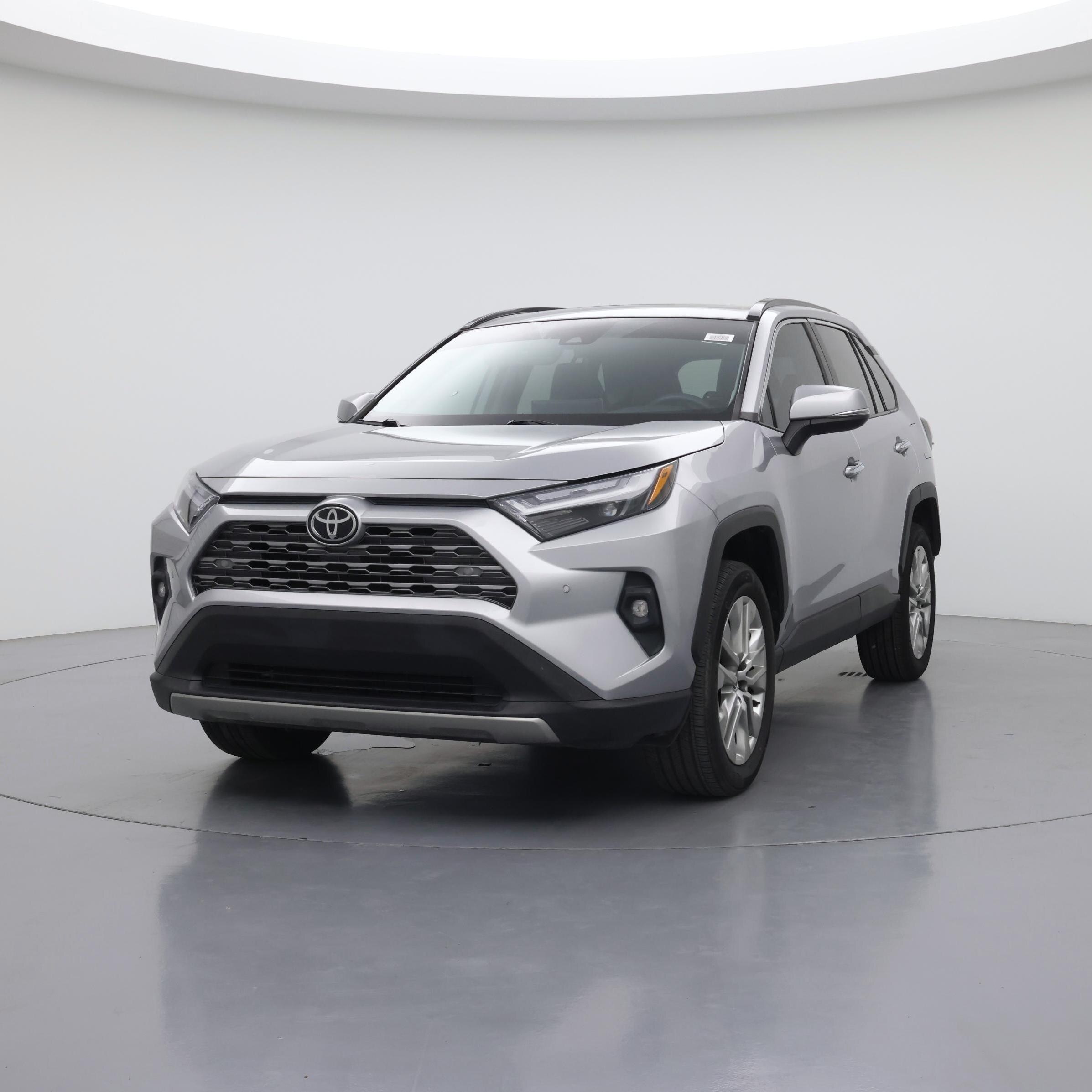 Thumbnail: 2022 Toyota RAV4 - 4