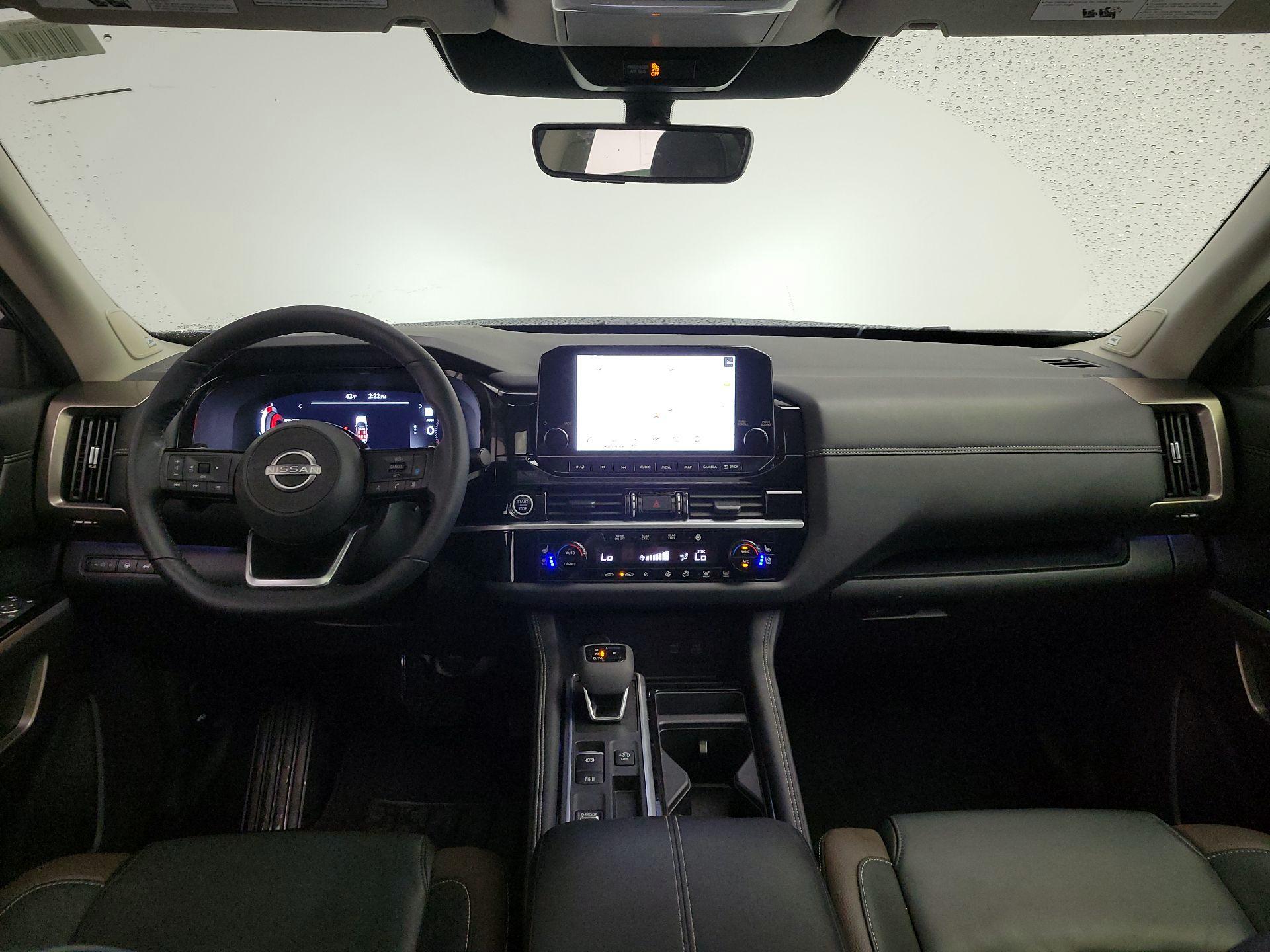 Thumbnail: 2024 Nissan Pathfinder - 9