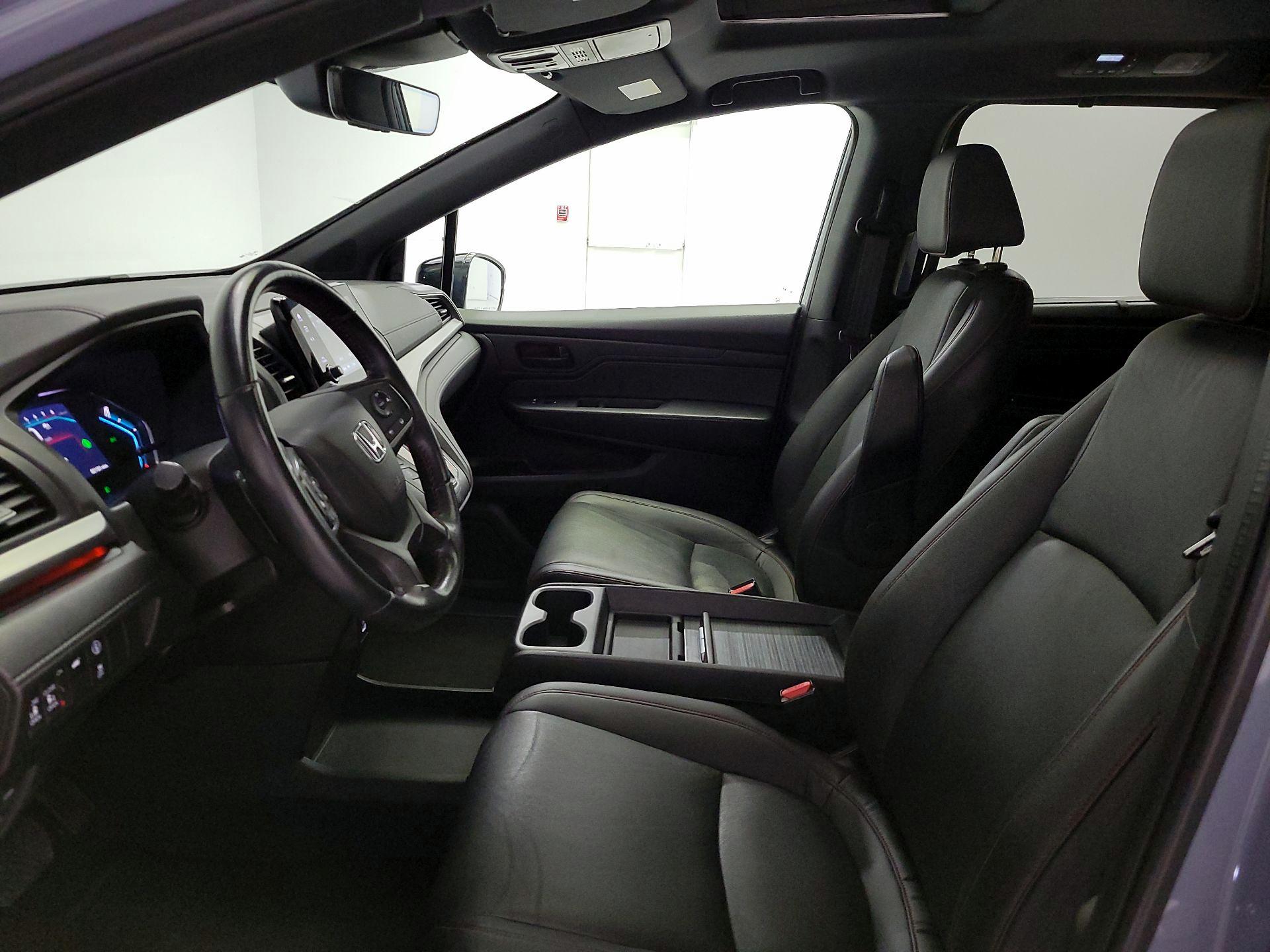 Thumbnail: 2023 Honda Odyssey - 11