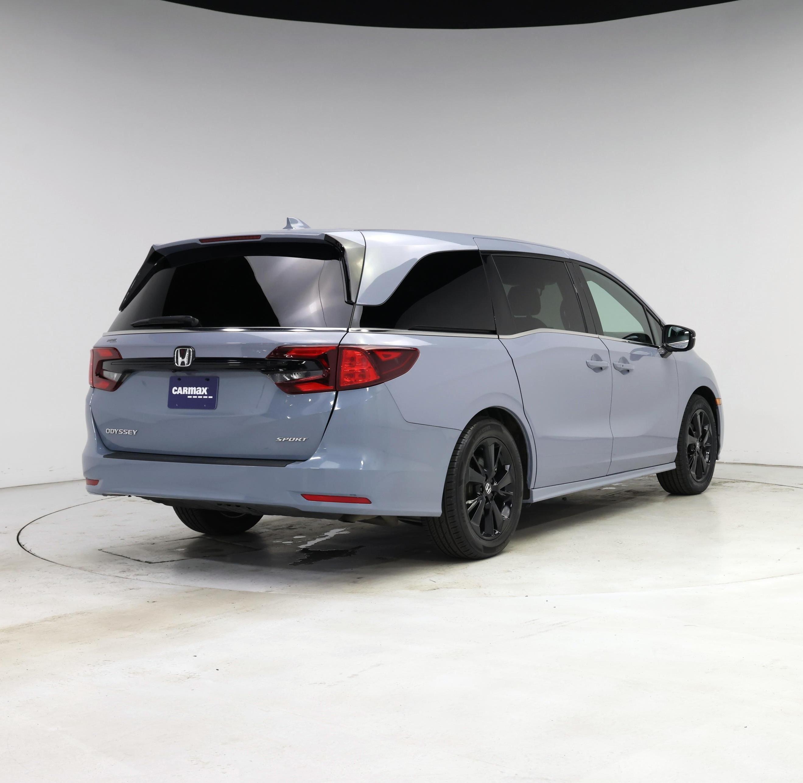 Thumbnail: 2023 Honda Odyssey - 8