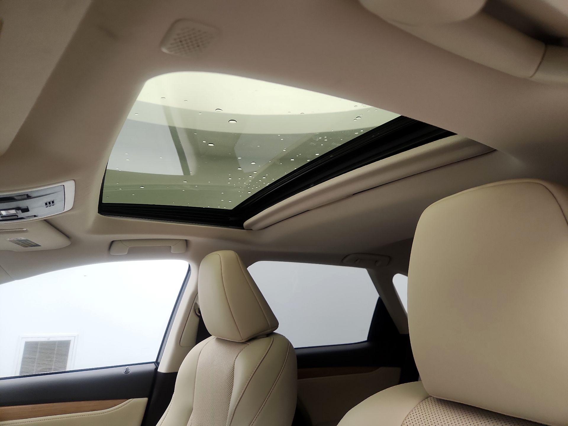 Thumbnail: 2020 Lexus RX - 20