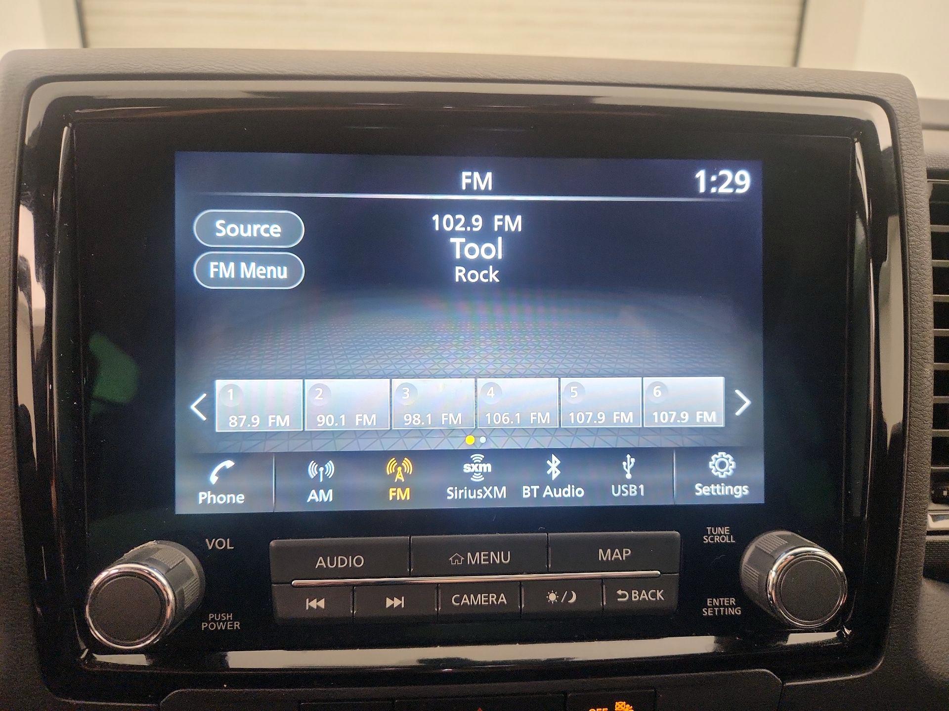 Thumbnail: 2024 Nissan Frontier - 15