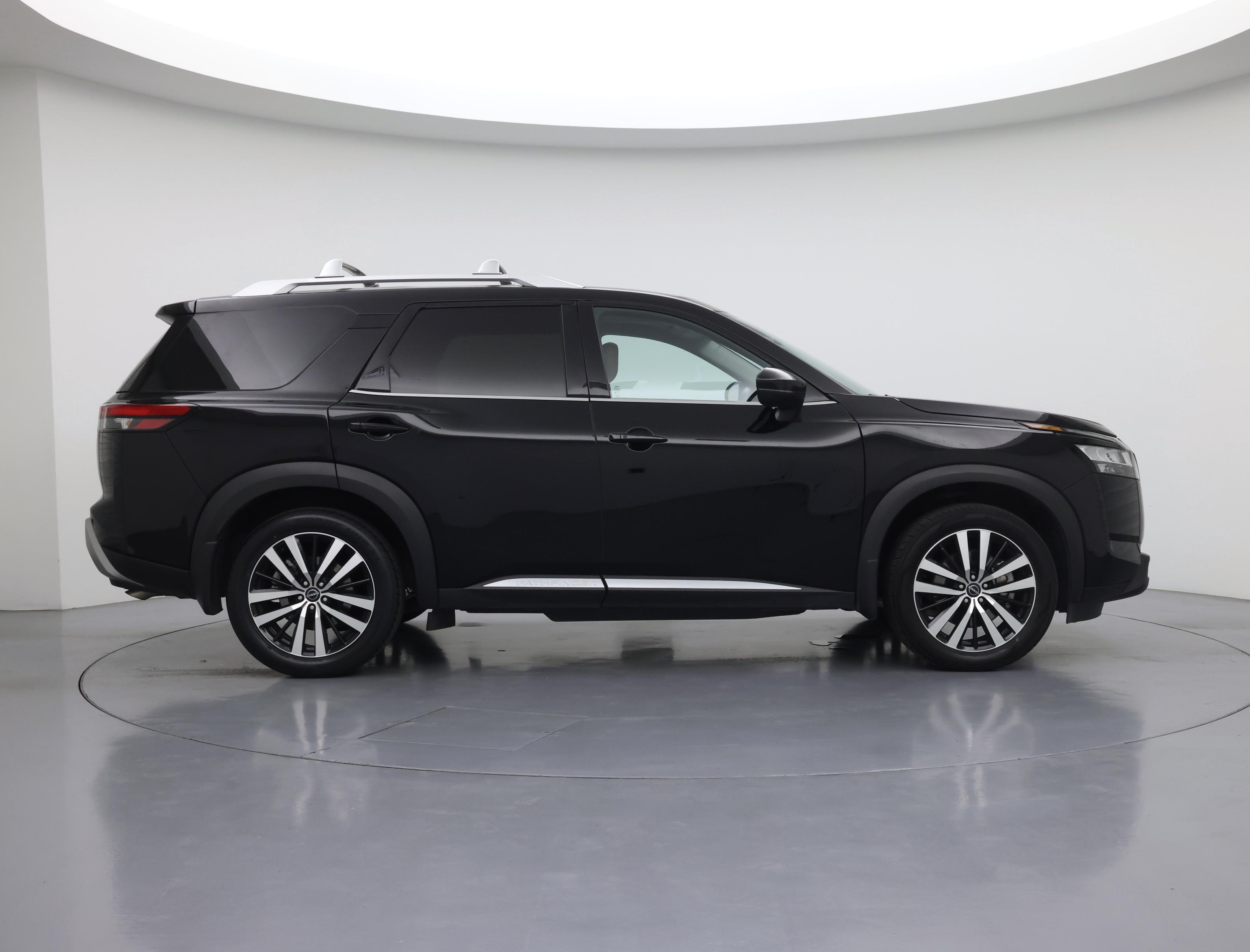 Thumbnail: 2023 Nissan Pathfinder - 7