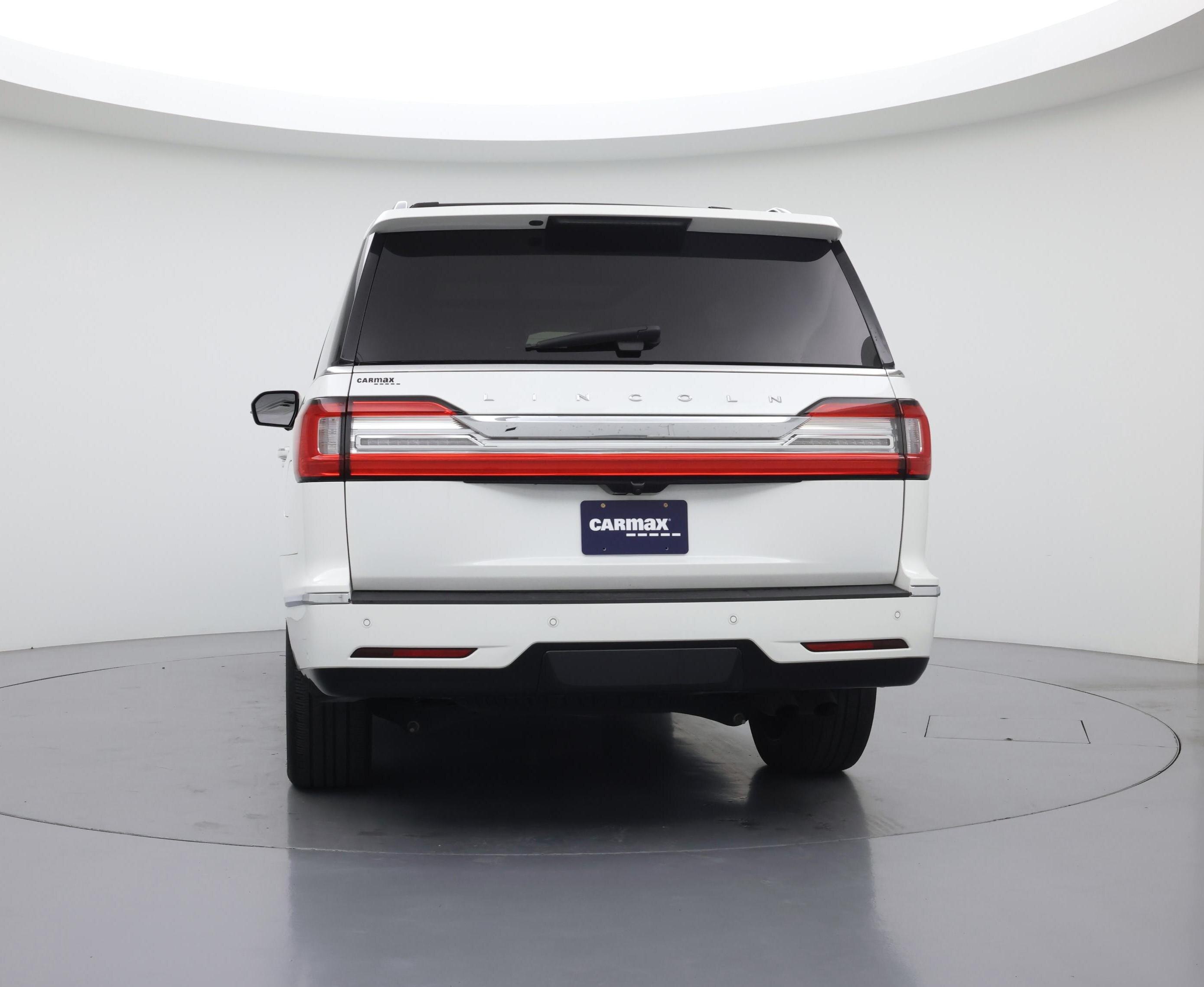 Thumbnail: 2021 Lincoln Navigator - 6