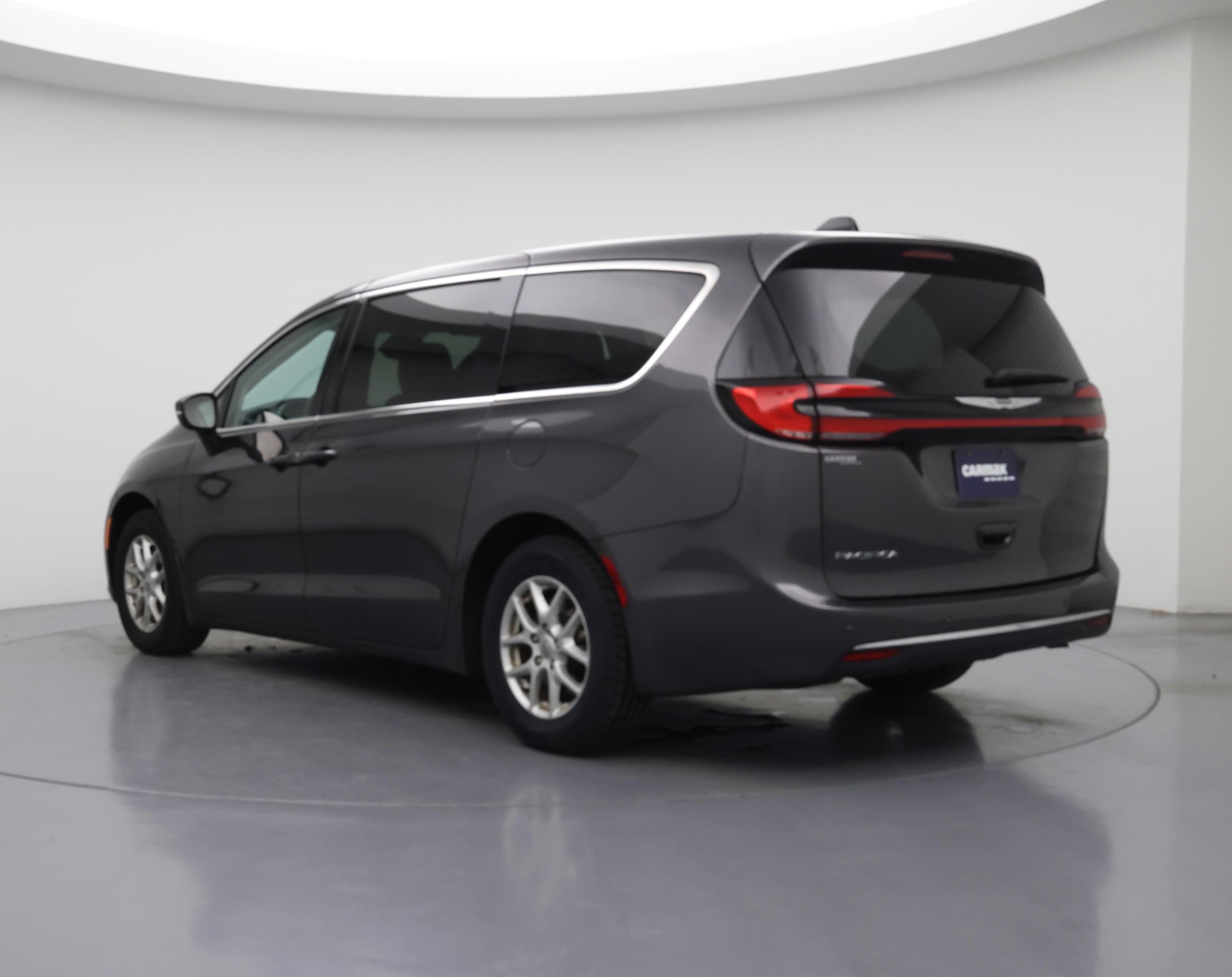 Thumbnail: 2023 Chrysler Pacifica - 2