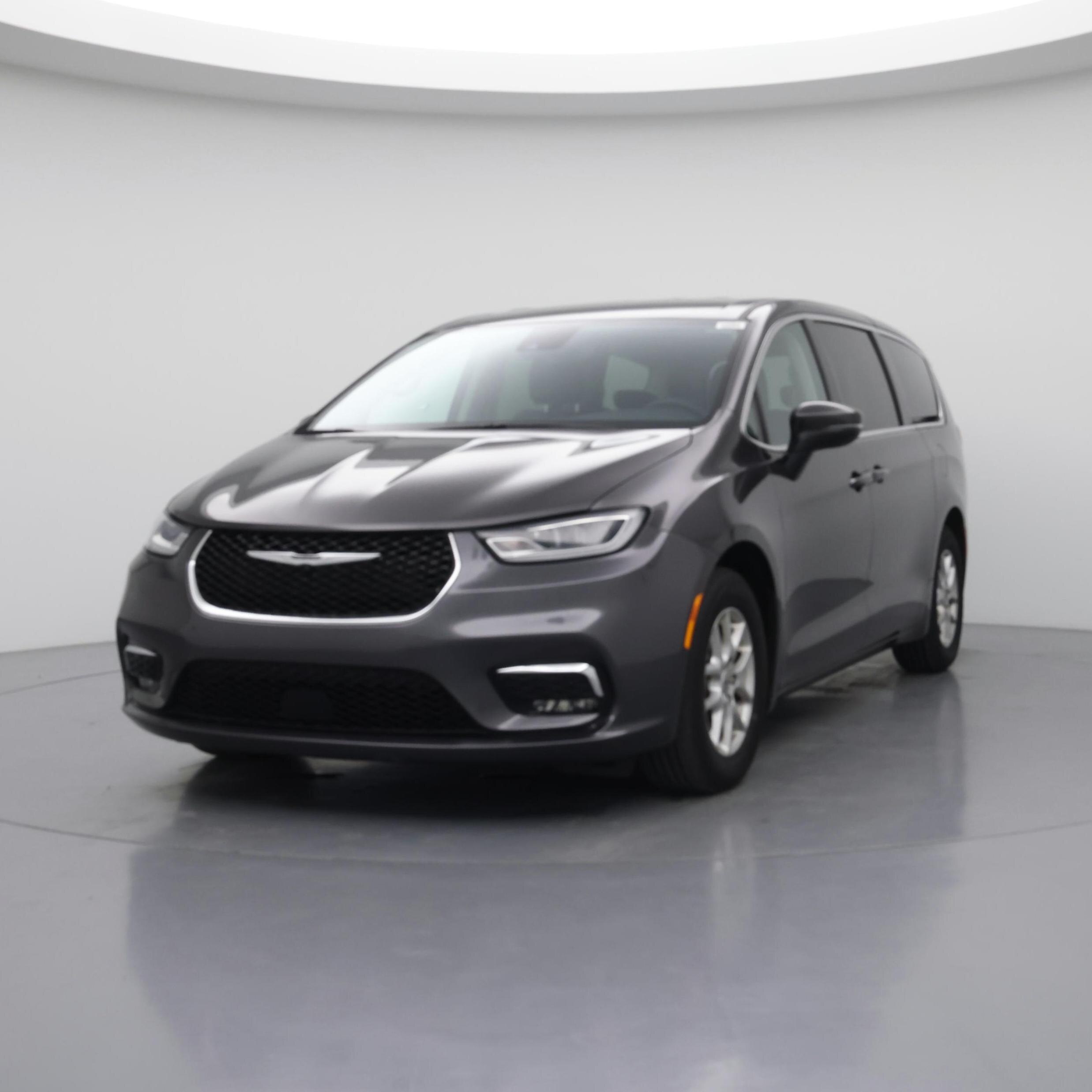 Thumbnail: 2023 Chrysler Pacifica - 4