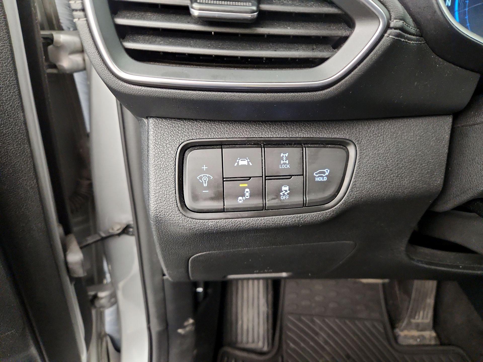 Thumbnail: 2020 Hyundai Santa Fe - 13