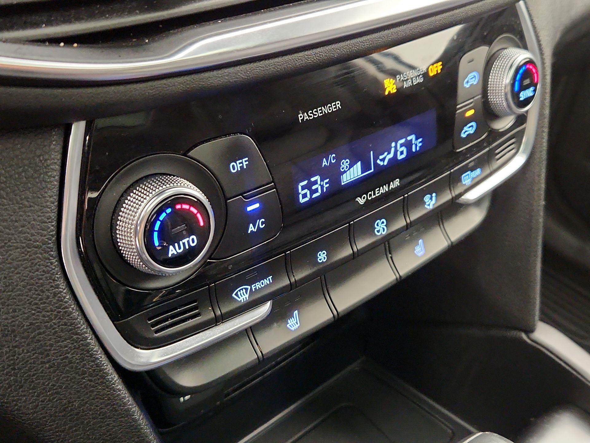 Thumbnail: 2020 Hyundai Santa Fe - 16