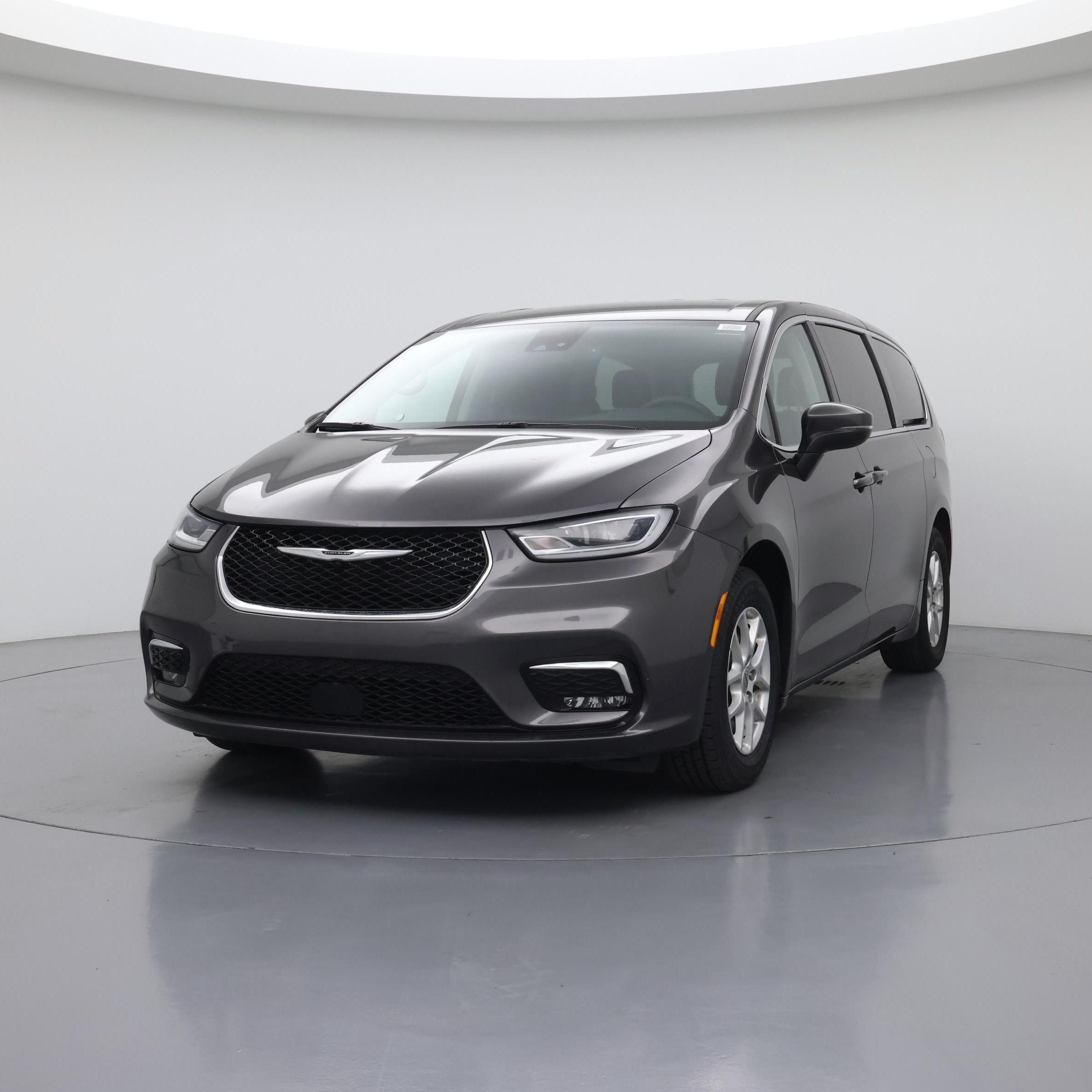 Thumbnail: 2023 Chrysler Pacifica - 4