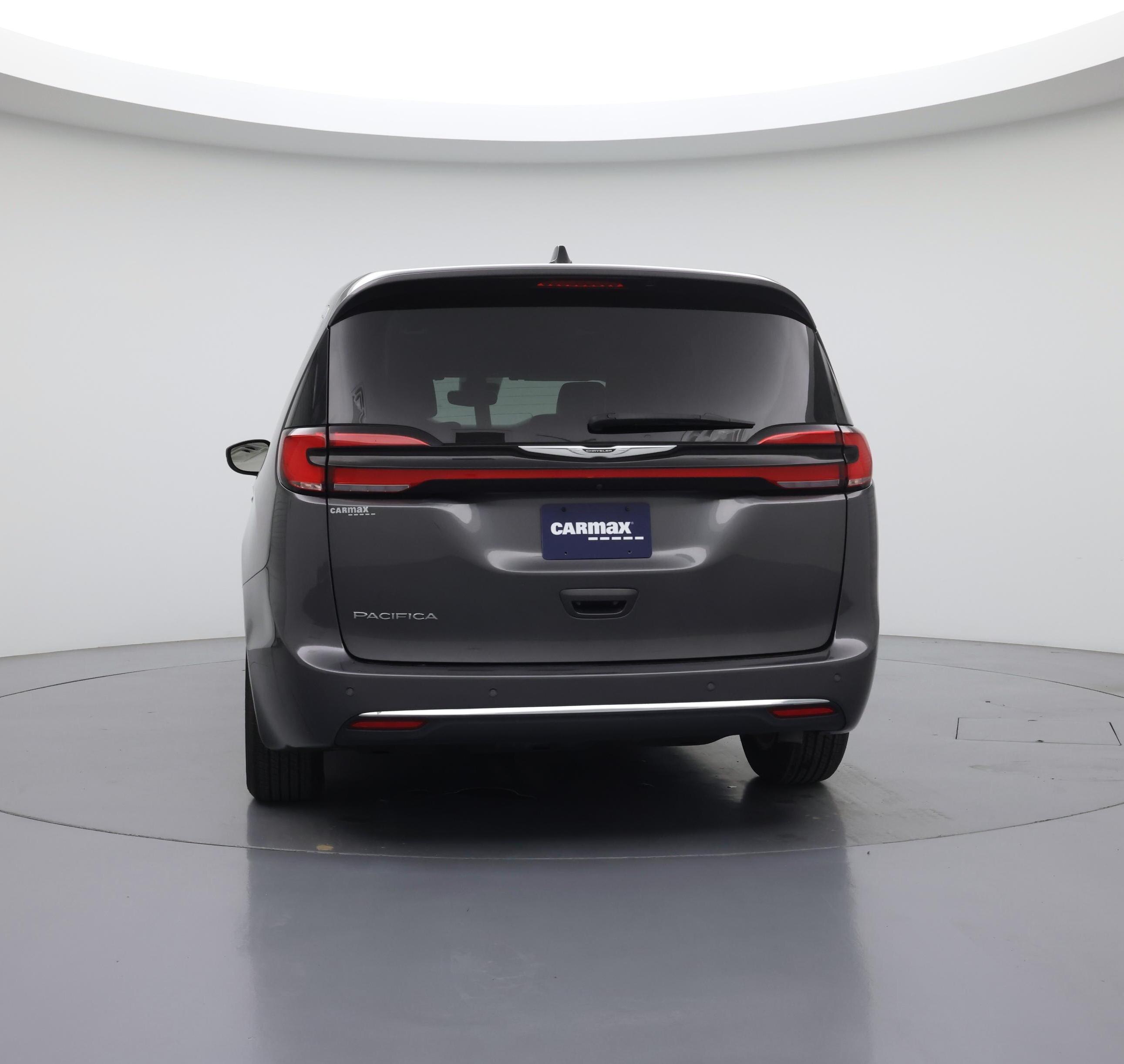 Thumbnail: 2023 Chrysler Pacifica - 6