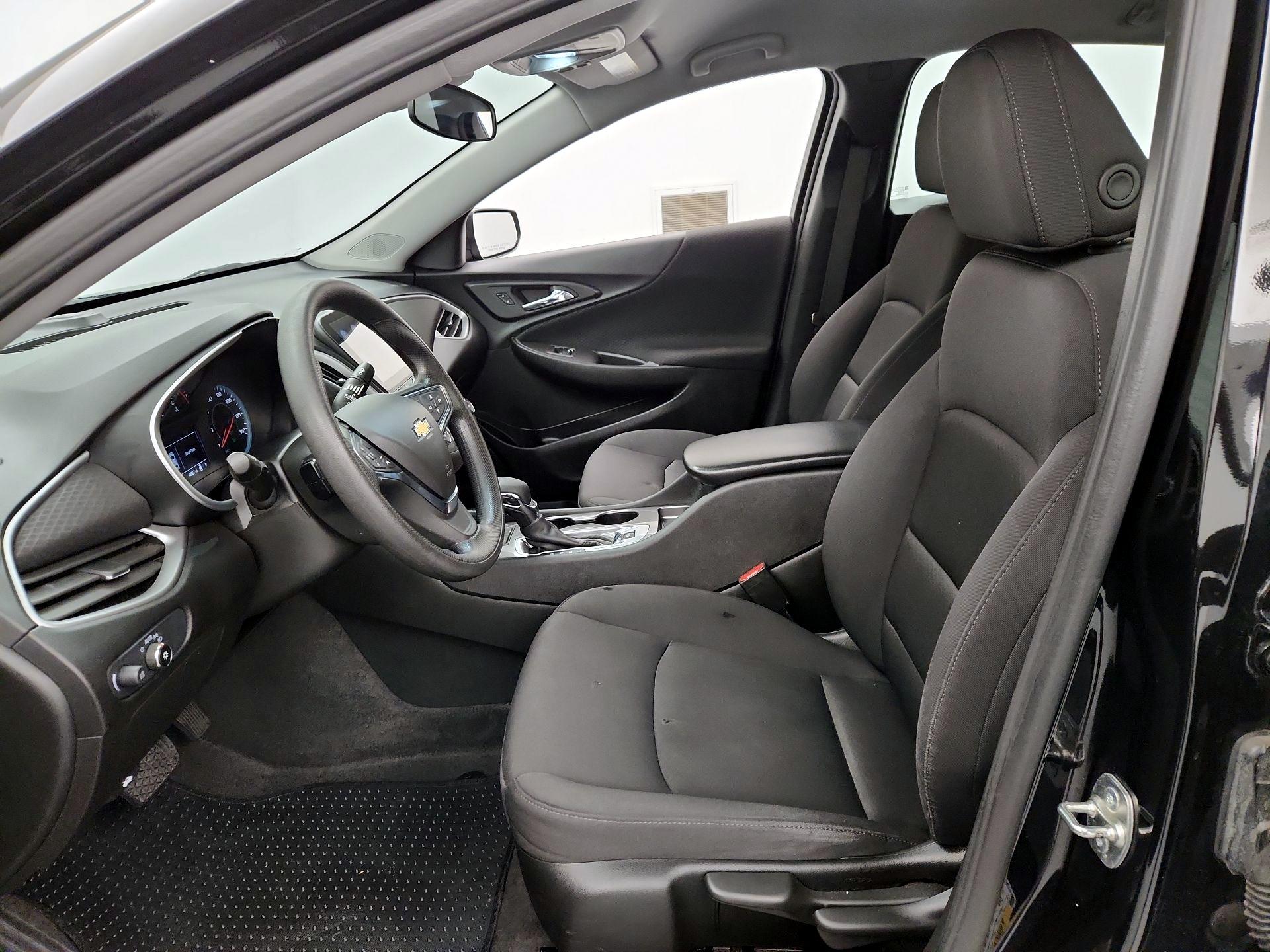 Thumbnail: 2024 Chevrolet Malibu - 11