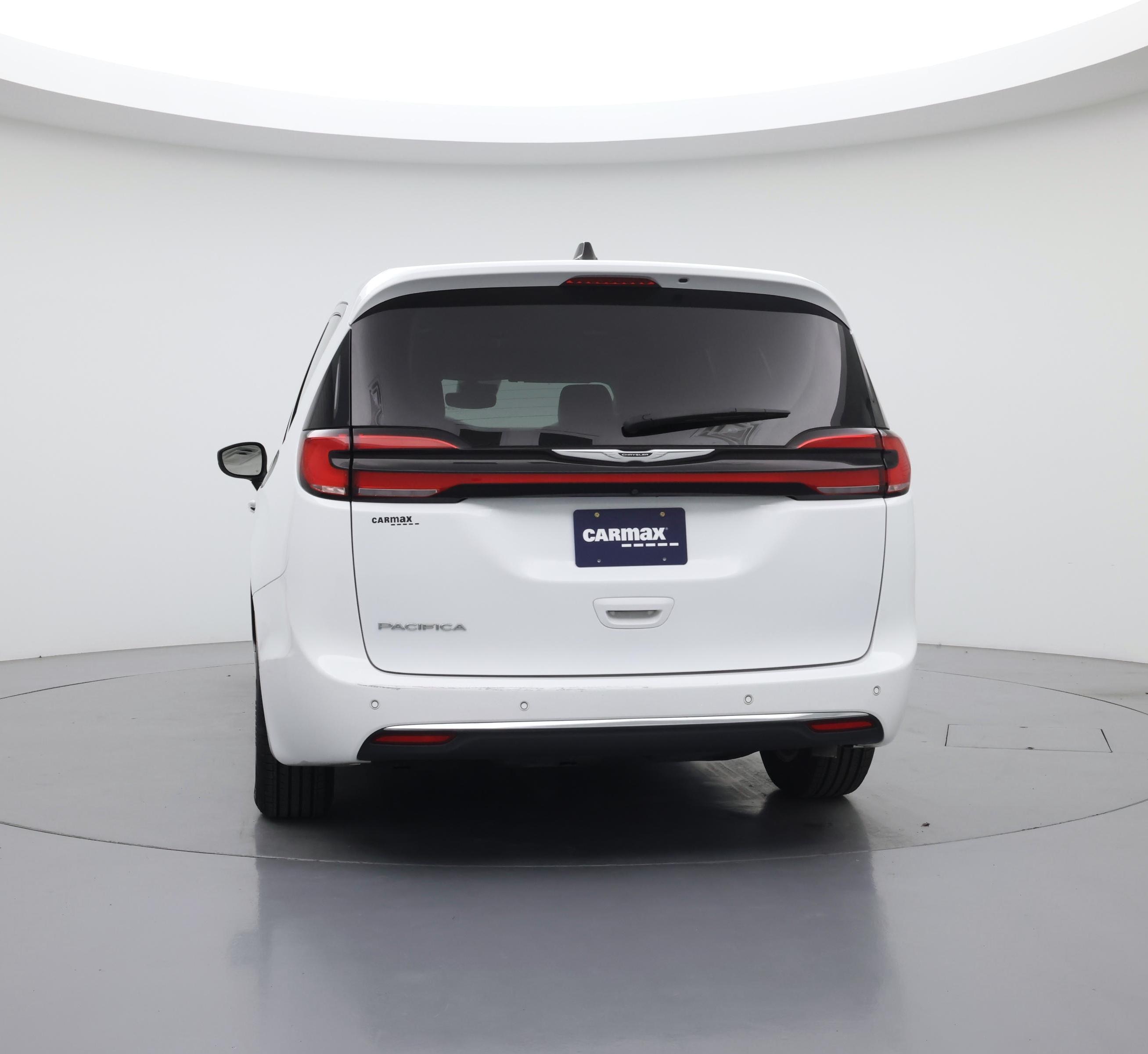 Thumbnail: 2023 Chrysler Pacifica - 6