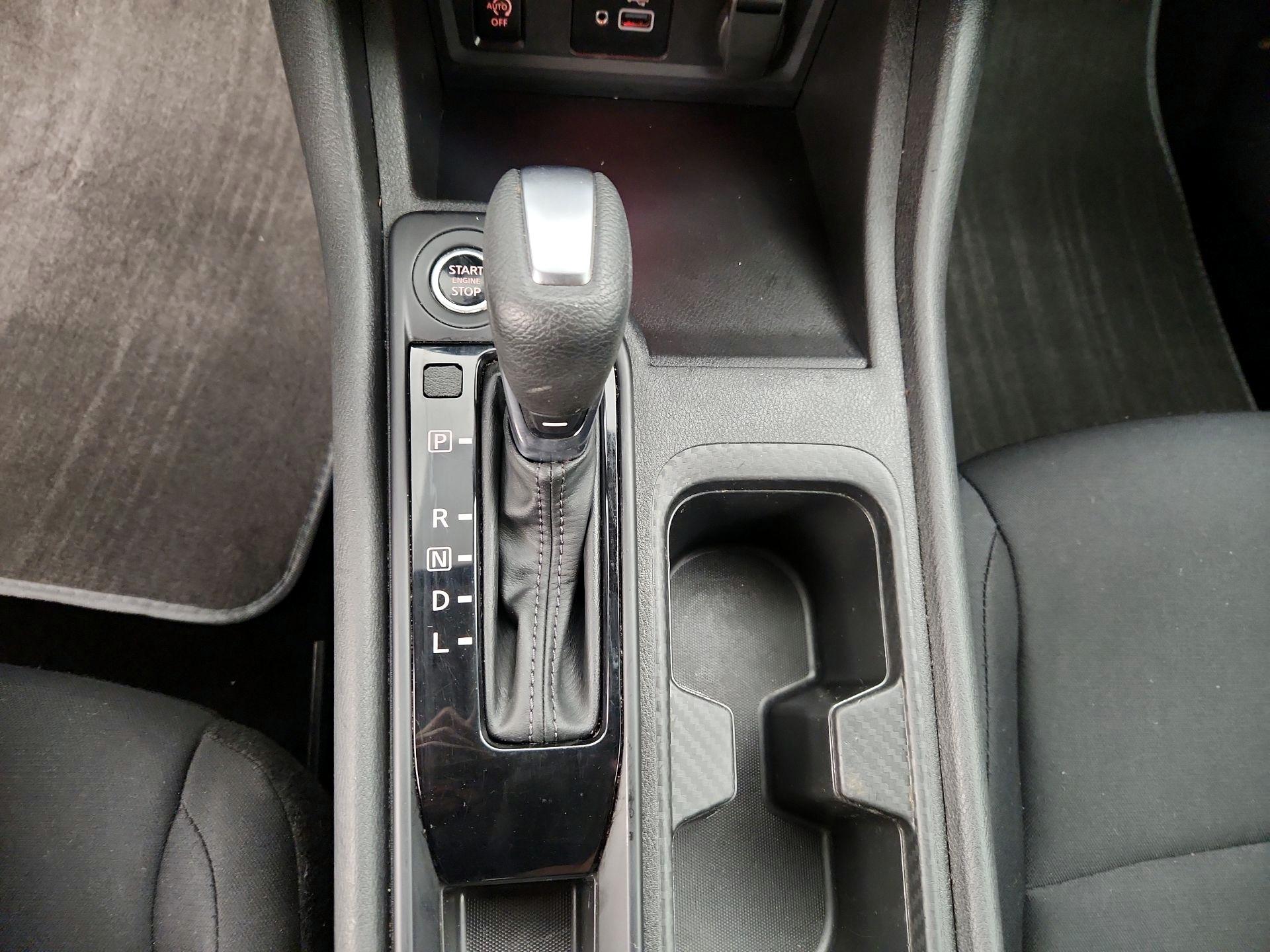 Thumbnail: 2024 Nissan Sentra - 17