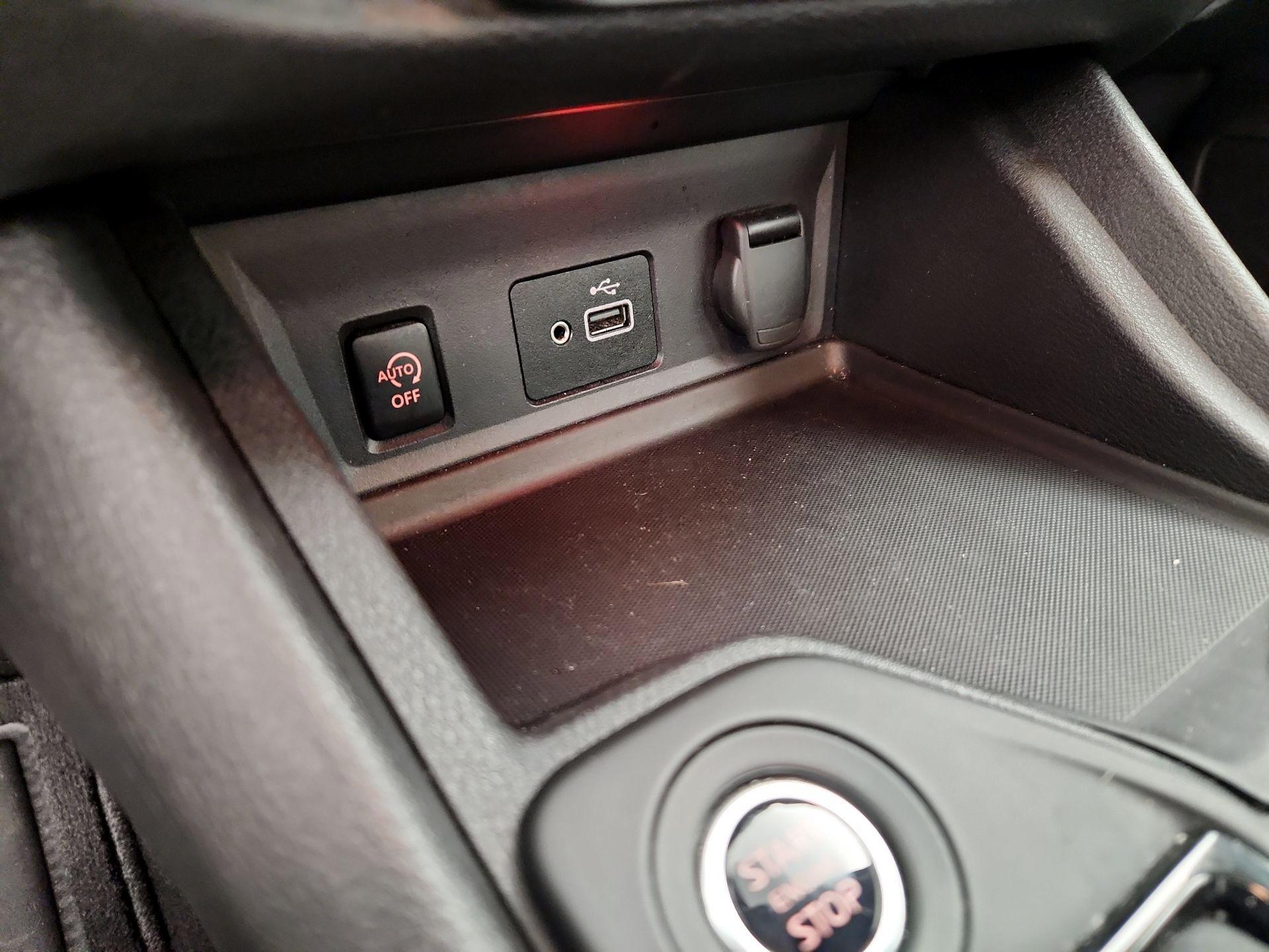 Thumbnail: 2024 Nissan Sentra - 18