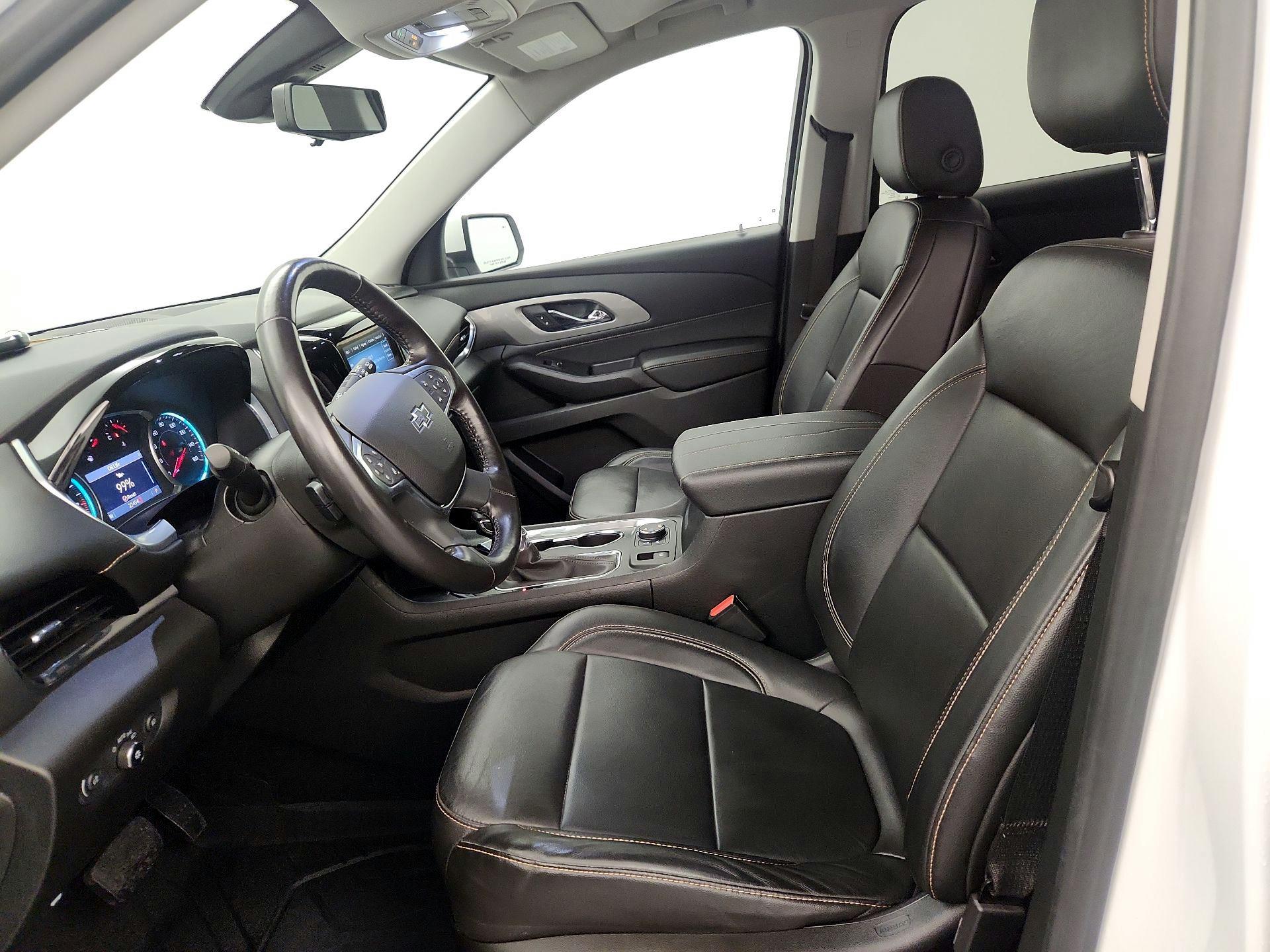 Thumbnail: 2021 Chevrolet Traverse - 11