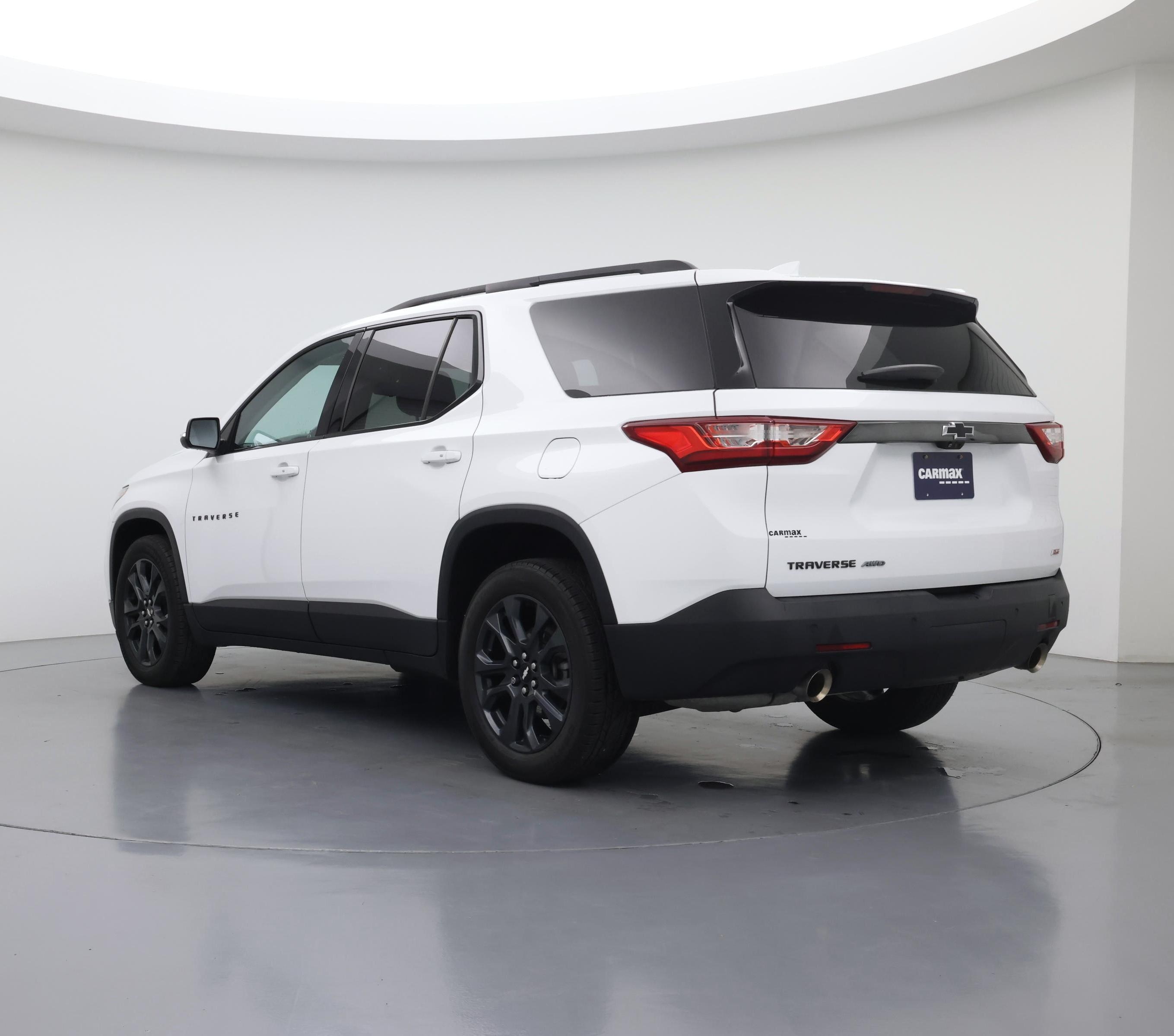 Thumbnail: 2021 Chevrolet Traverse - 2