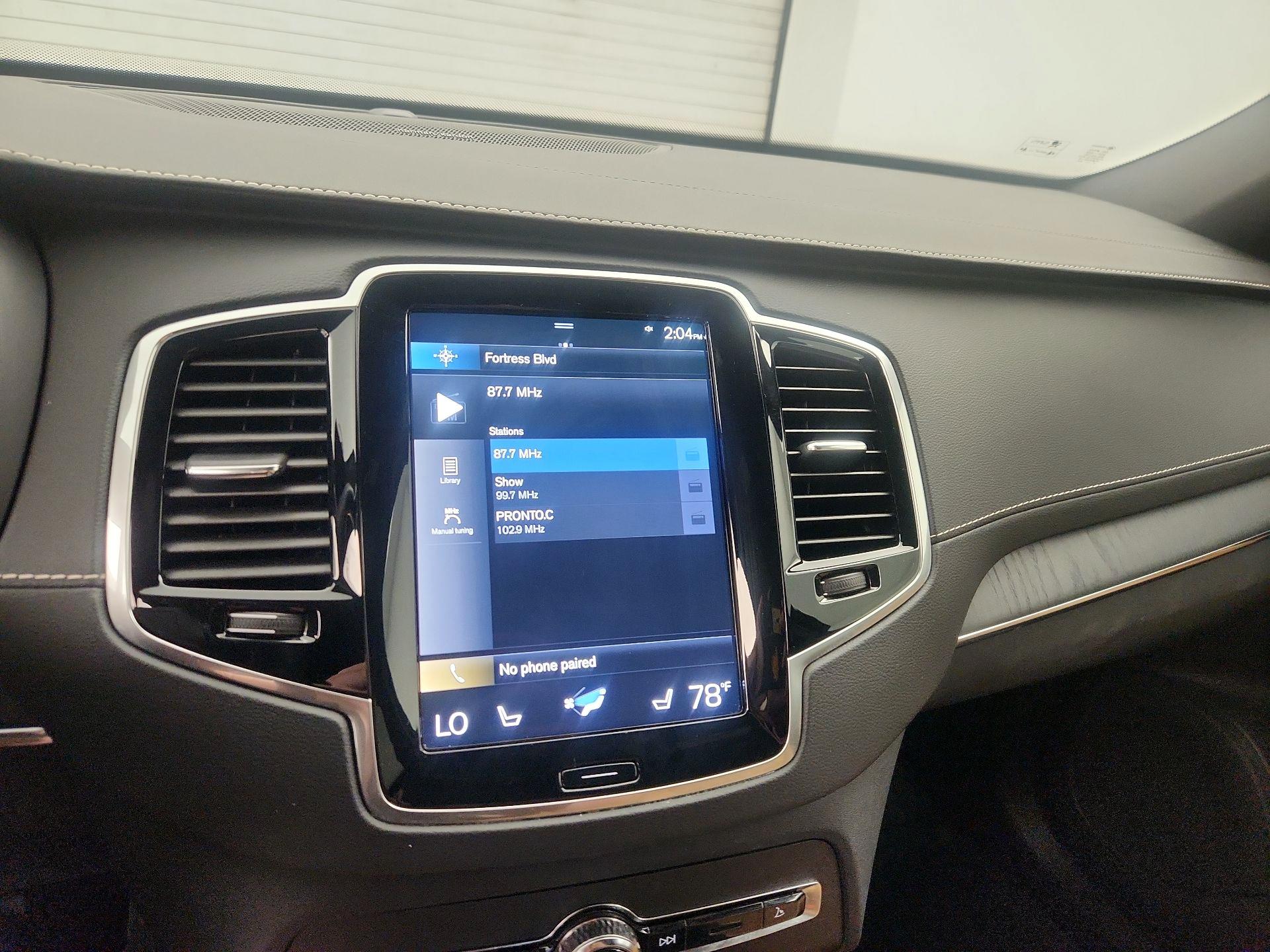 Thumbnail: 2022 Volvo XC90 - 15