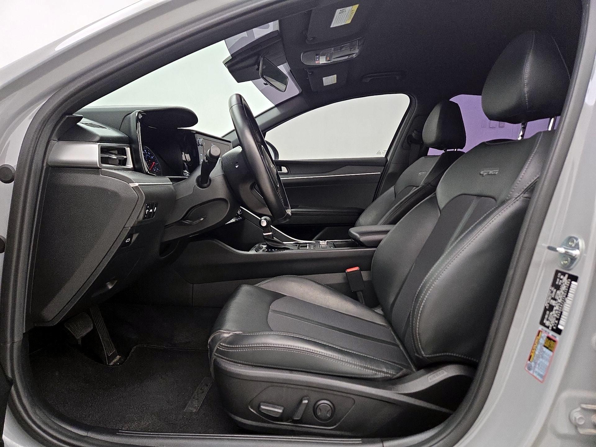 Thumbnail: 2022 Kia K5 - 11