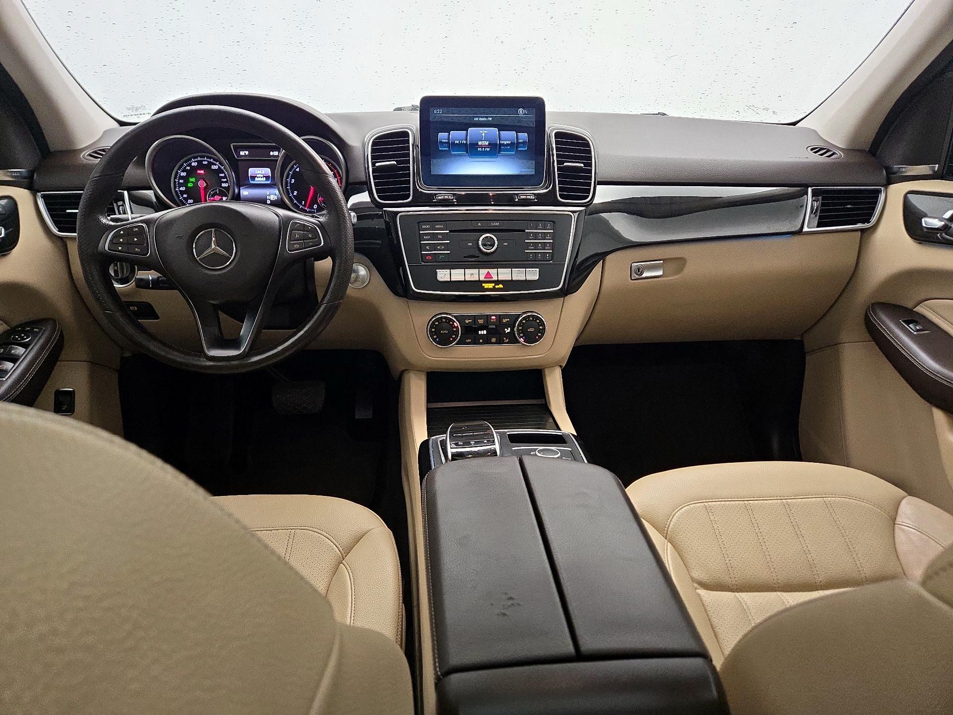 Thumbnail: 2017 Mercedes-Benz GLE - 9