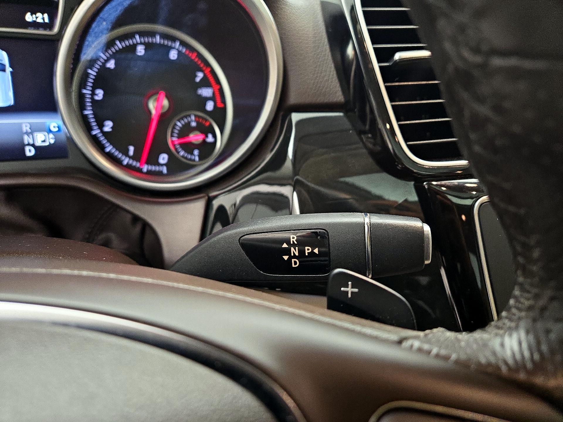 Thumbnail: 2017 Mercedes-Benz GLE - 17