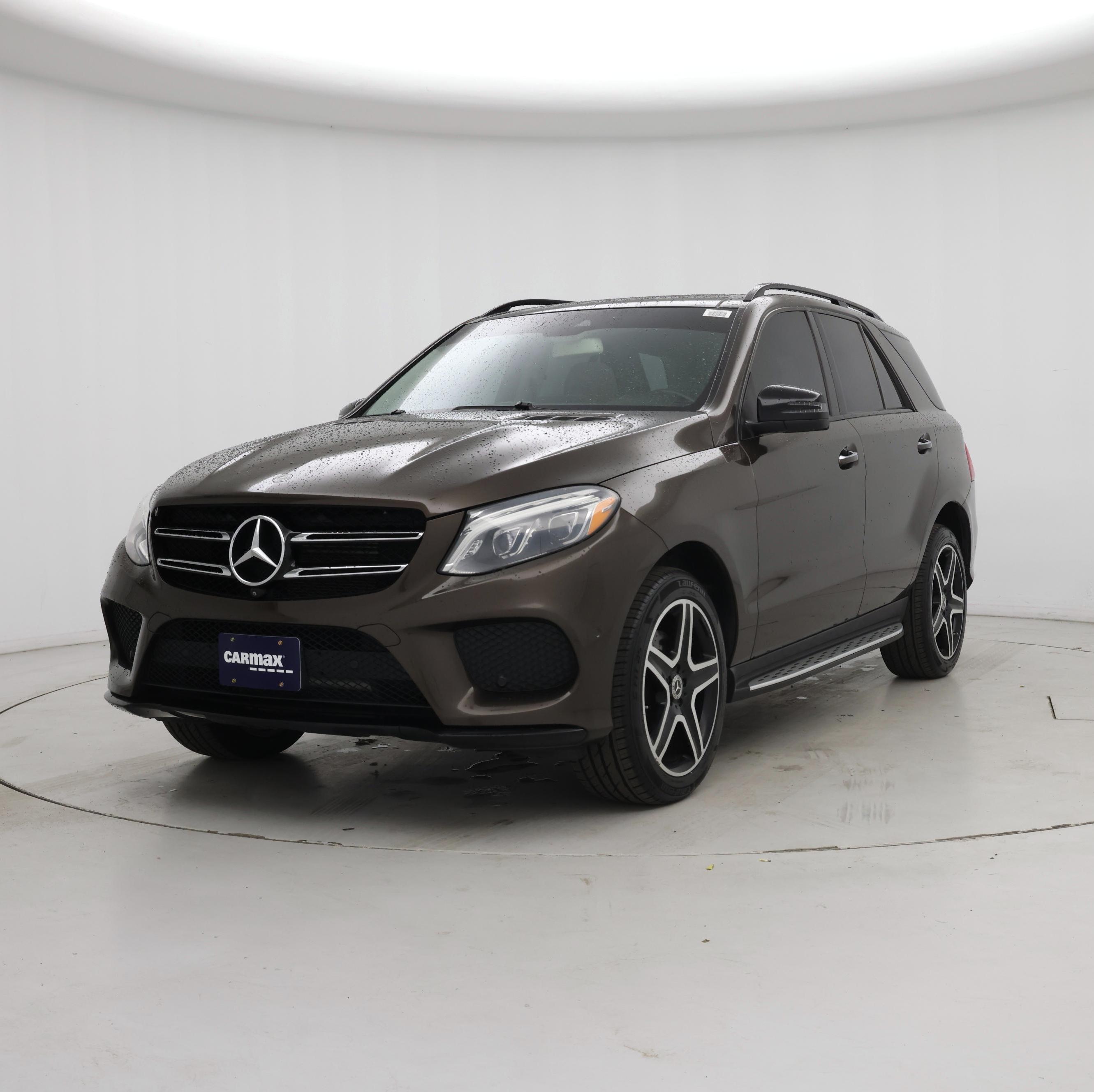 Thumbnail: 2017 Mercedes-Benz GLE - 4