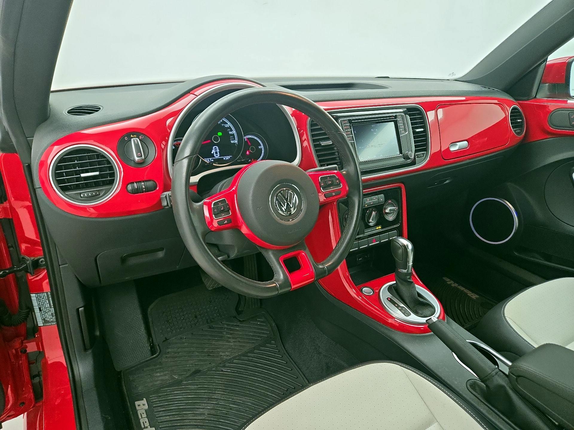 Thumbnail: 2017 Volkswagen Beetle - 9