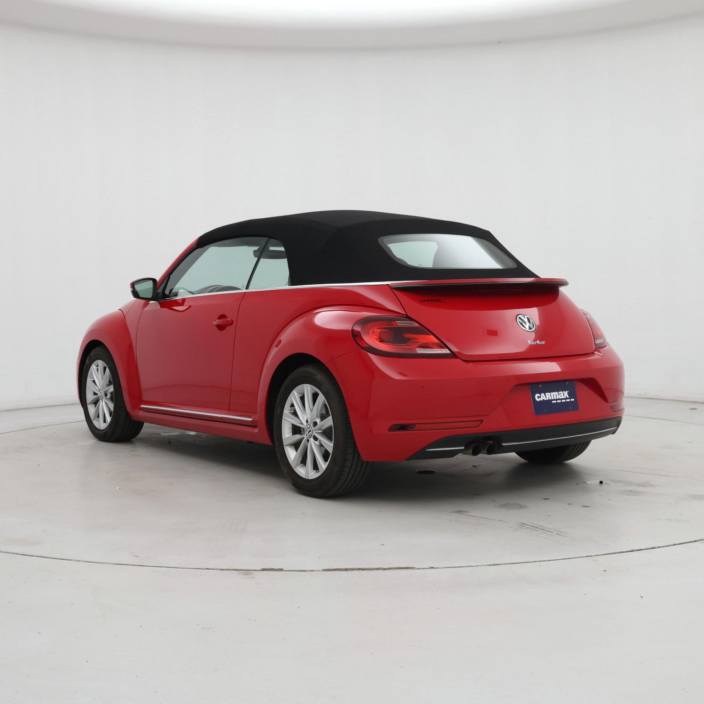 Thumbnail: 2017 Volkswagen Beetle - 2