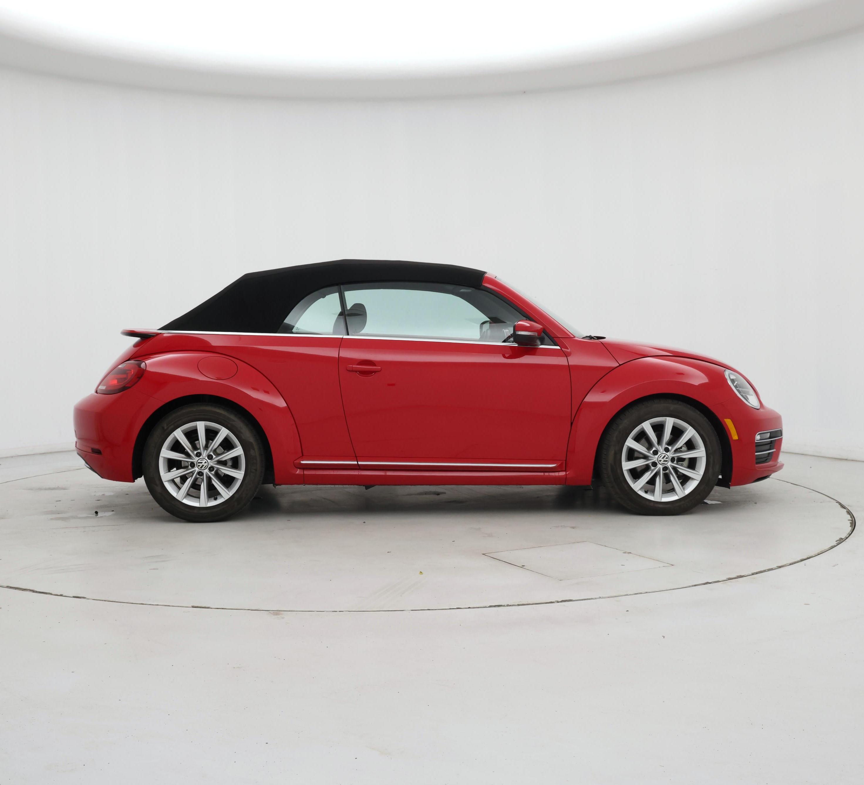 Thumbnail: 2017 Volkswagen Beetle - 7