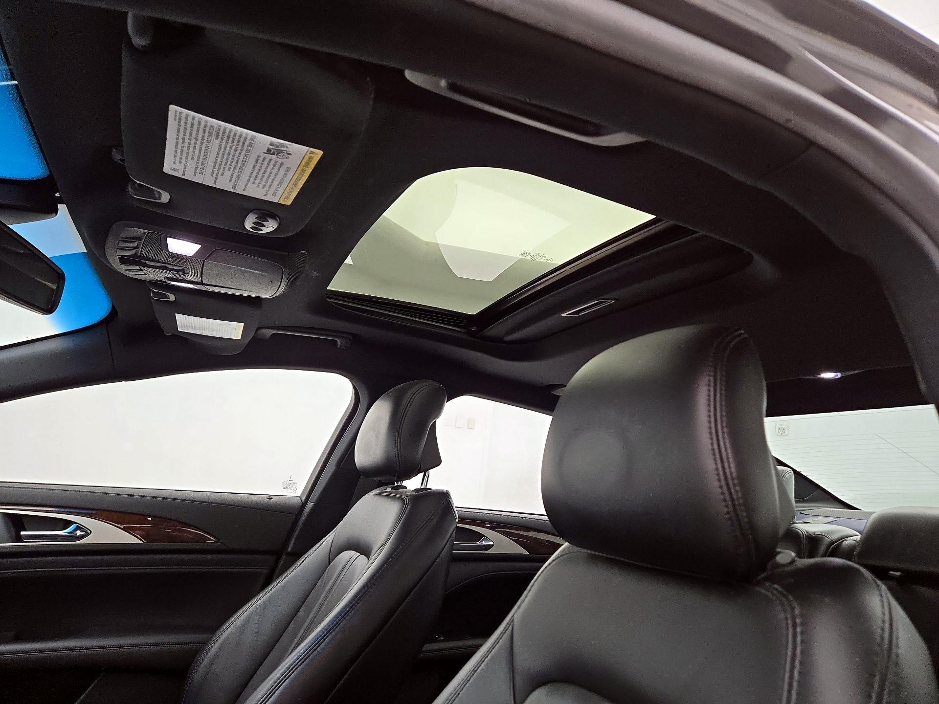 Thumbnail: 2019 Lincoln MKZ - 20