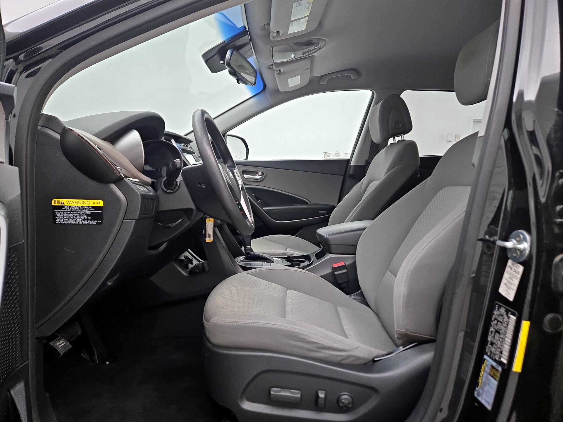 Thumbnail: 2017 Hyundai Santa Fe - 11