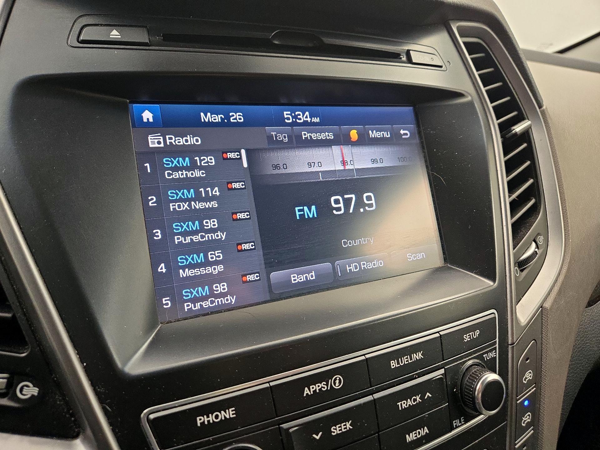 Thumbnail: 2017 Hyundai Santa Fe - 15