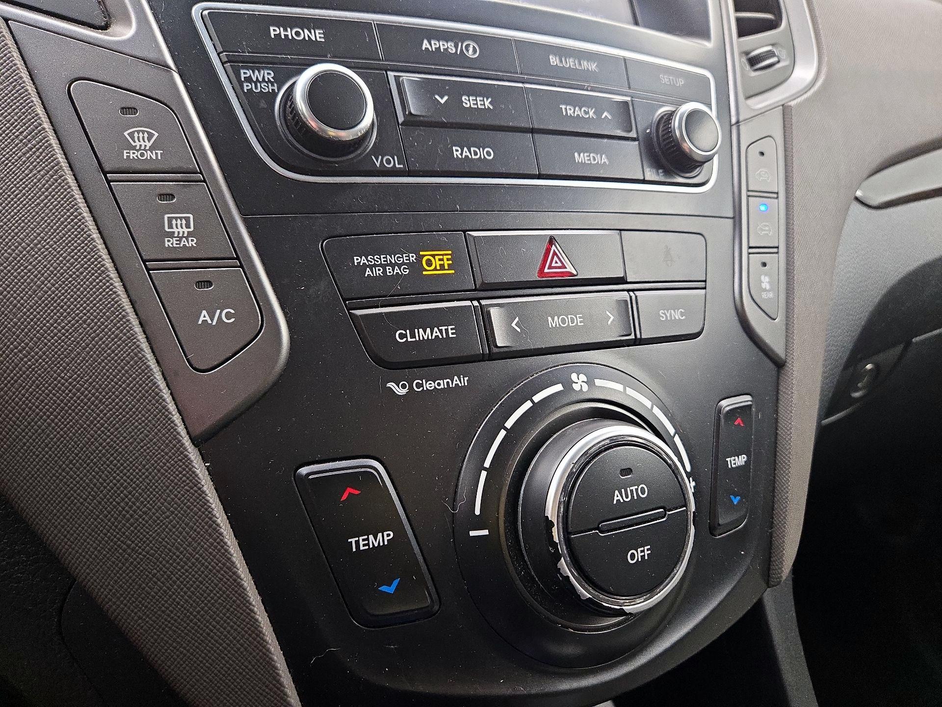 Thumbnail: 2017 Hyundai Santa Fe - 16