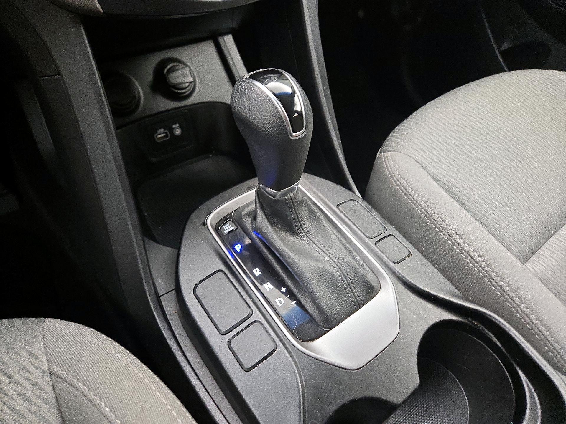 Thumbnail: 2017 Hyundai Santa Fe - 17