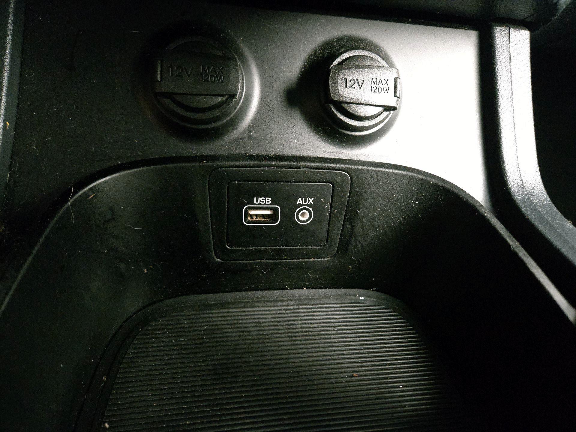 Thumbnail: 2017 Hyundai Santa Fe - 18