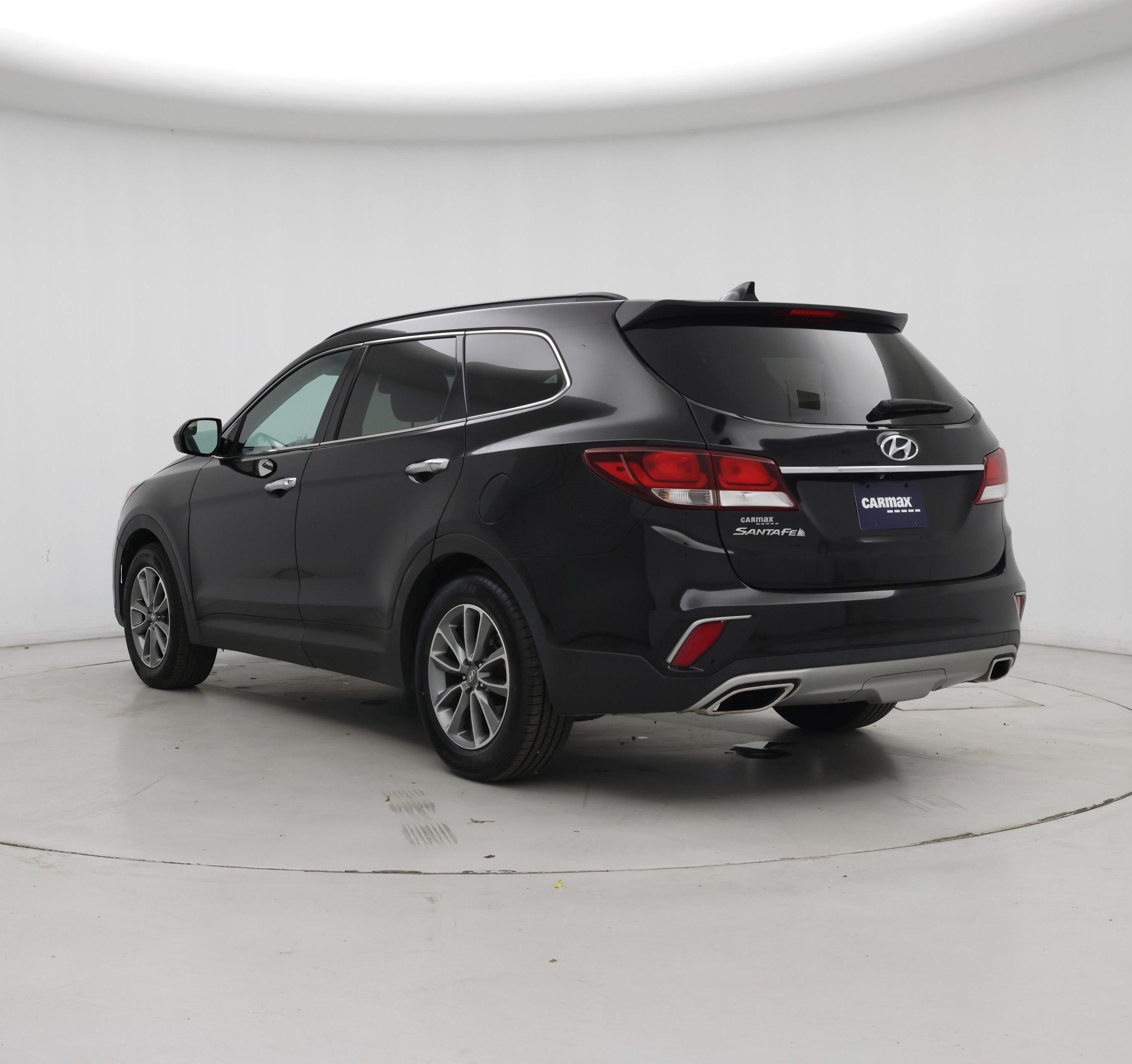 Thumbnail: 2017 Hyundai Santa Fe - 2