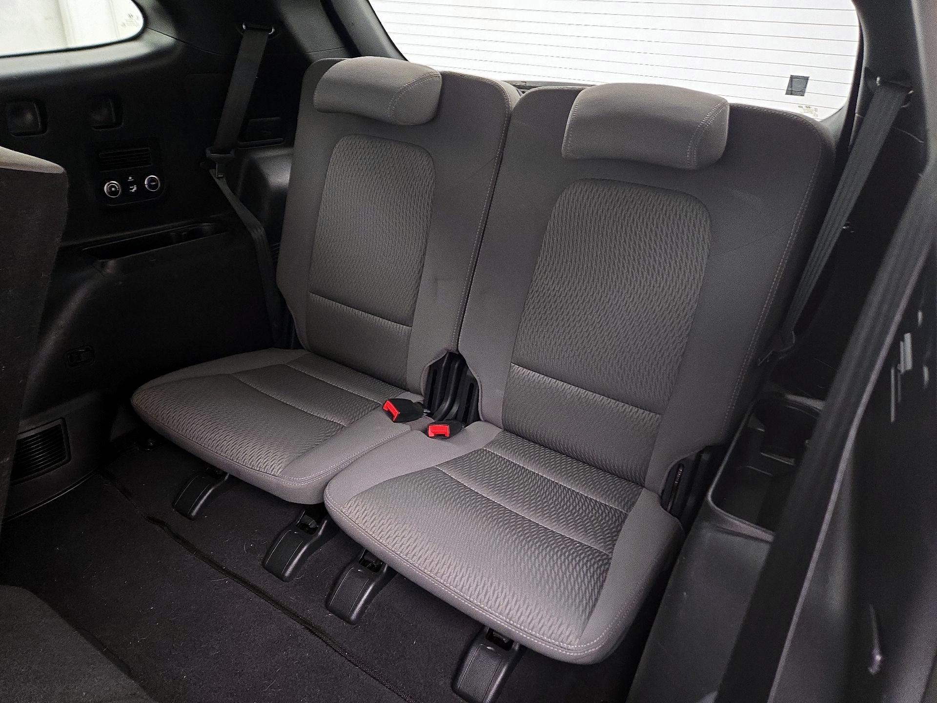 Thumbnail: 2017 Hyundai Santa Fe - 20