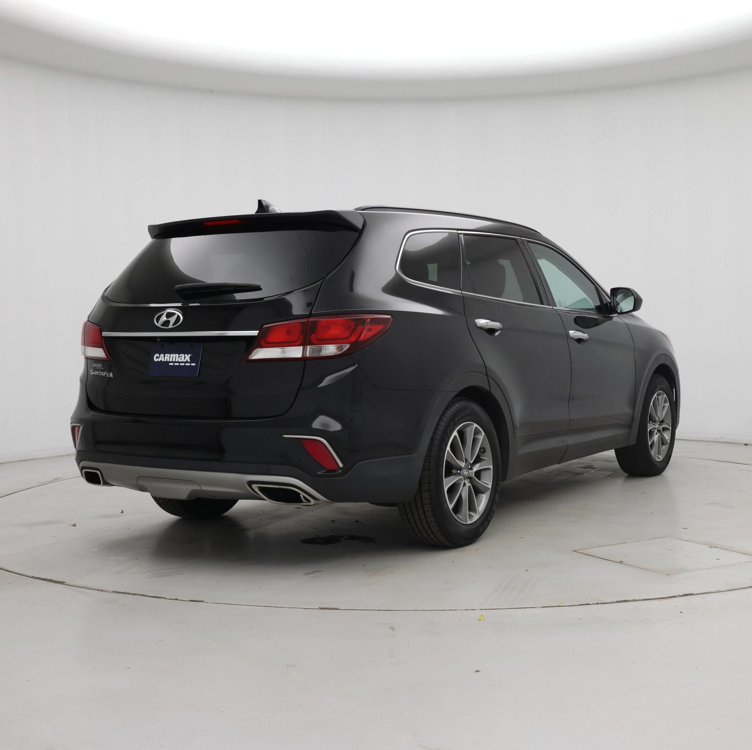 Thumbnail: 2017 Hyundai Santa Fe - 8