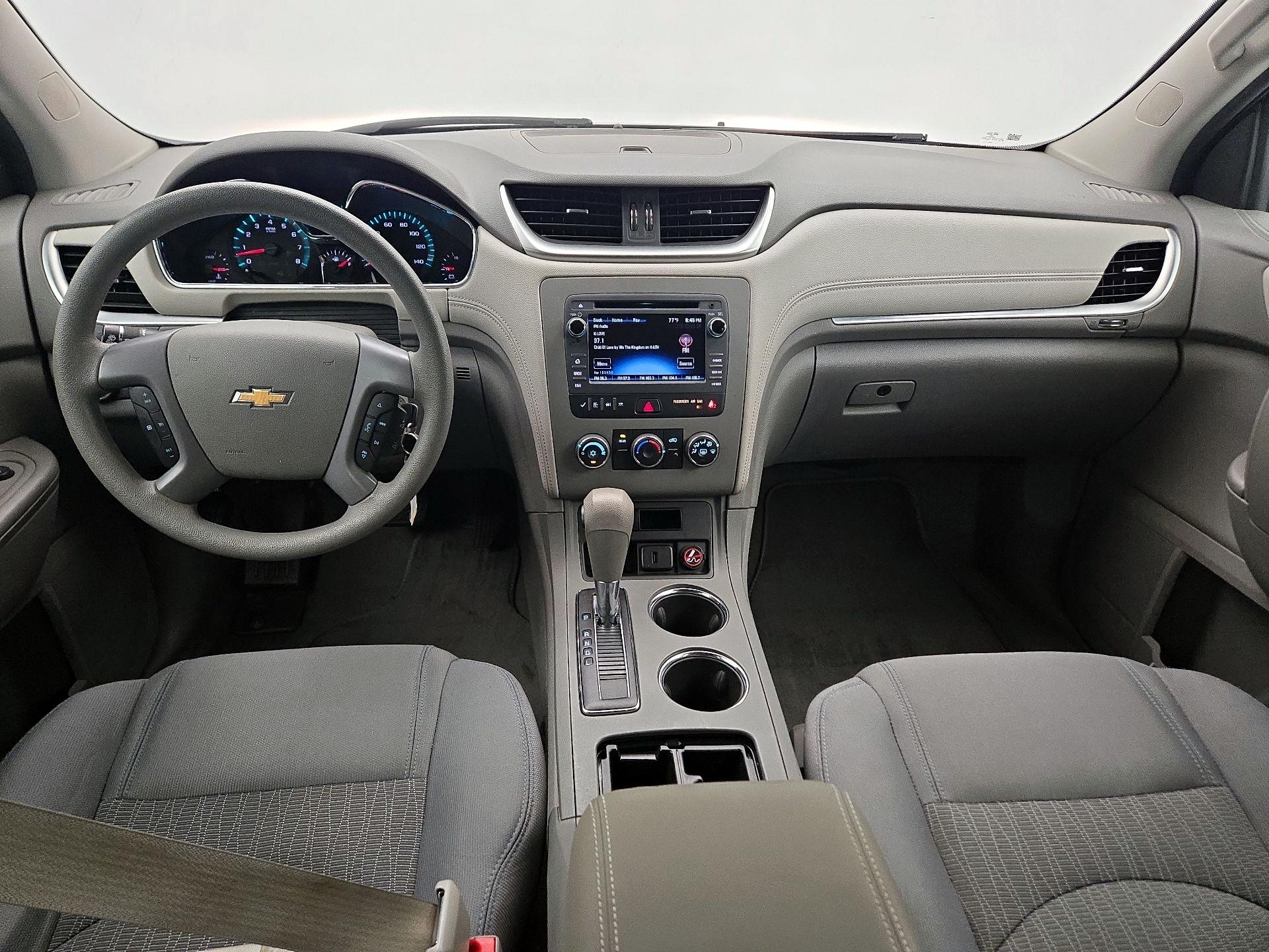 Thumbnail: 2017 Chevrolet Traverse - 9