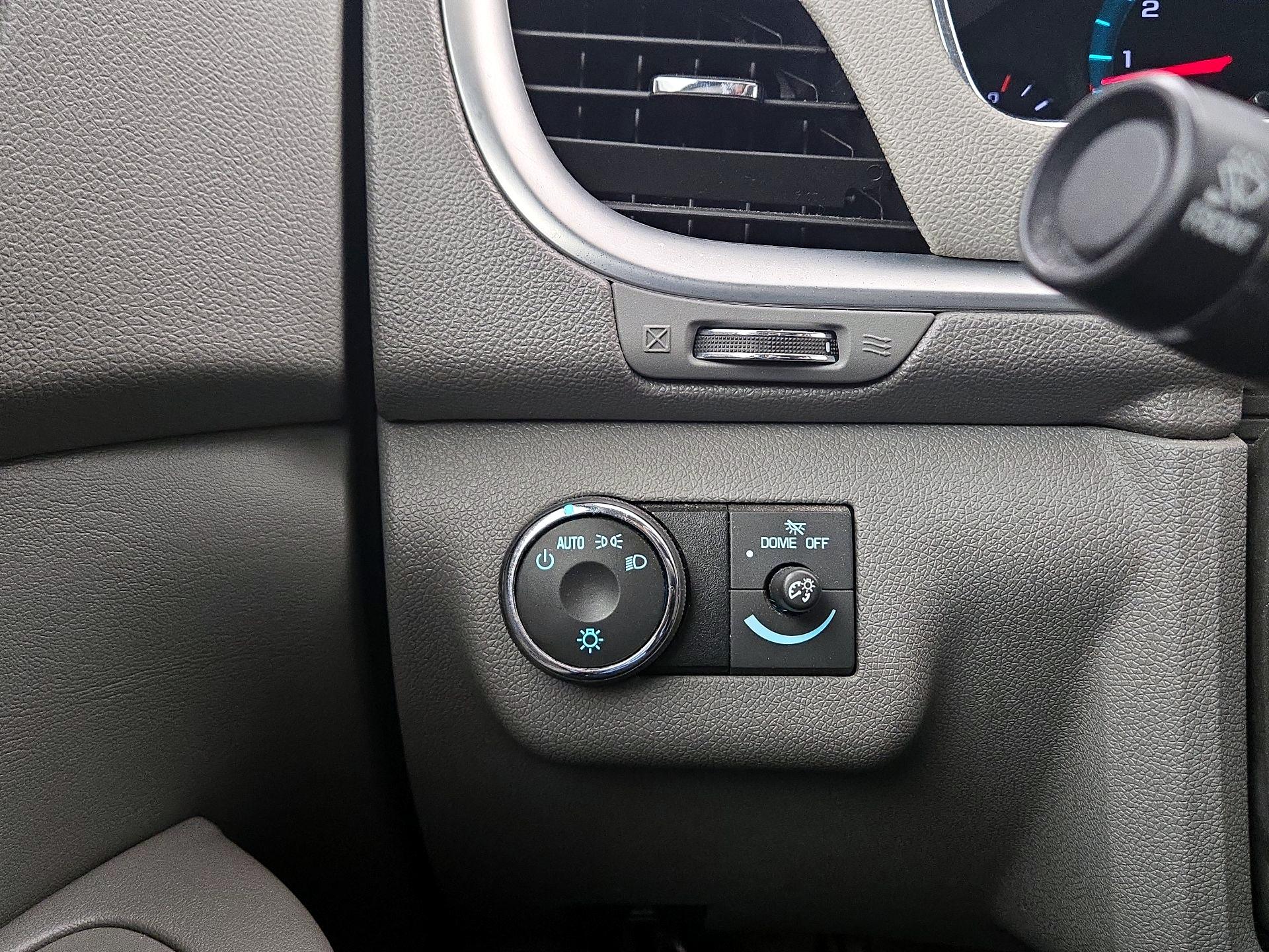 Thumbnail: 2017 Chevrolet Traverse - 13