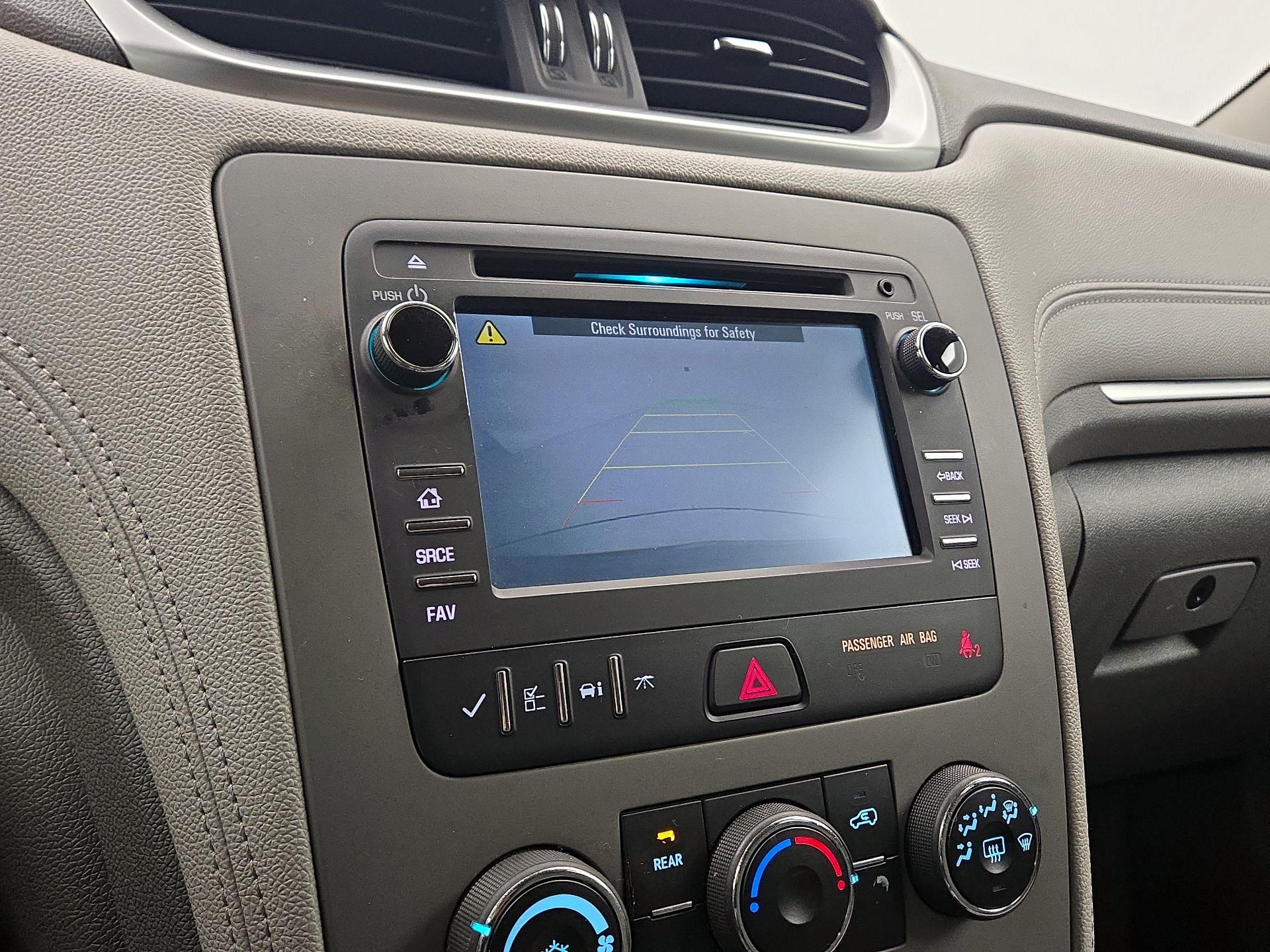 Thumbnail: 2017 Chevrolet Traverse - 14